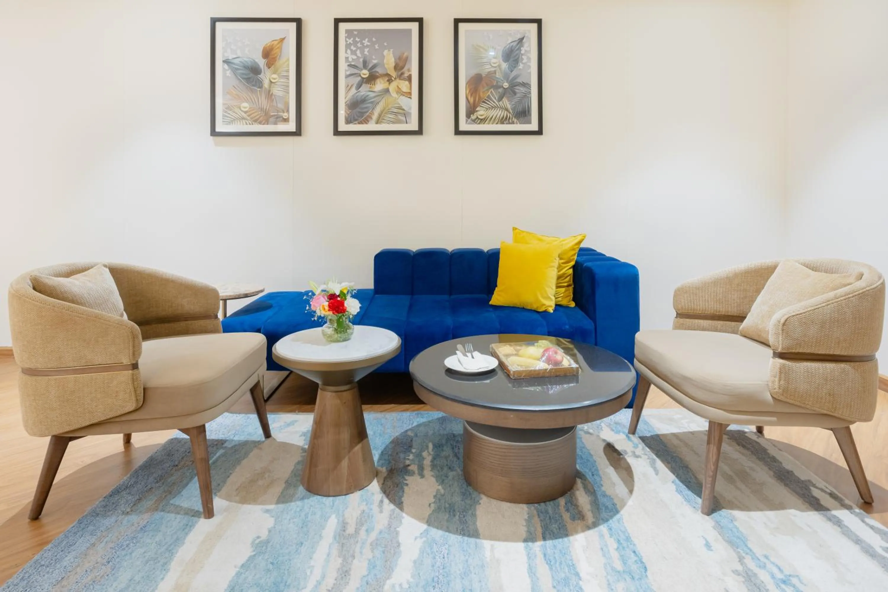 Living room in Golden Tulip Jaipur