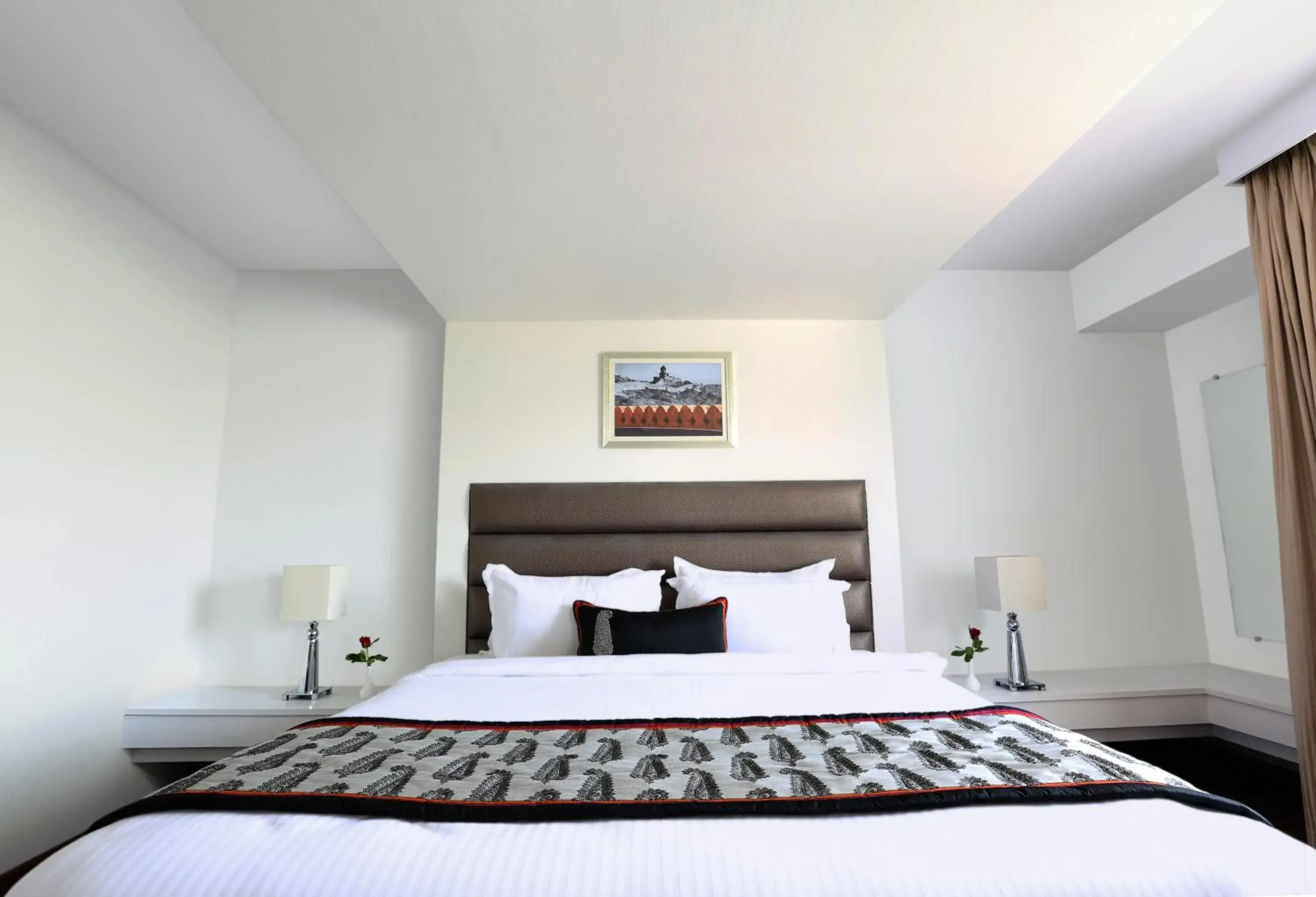 Deluxe Suite in Golden Tulip Jaipur Deluxe Suite in Golden Tulip Jaipur