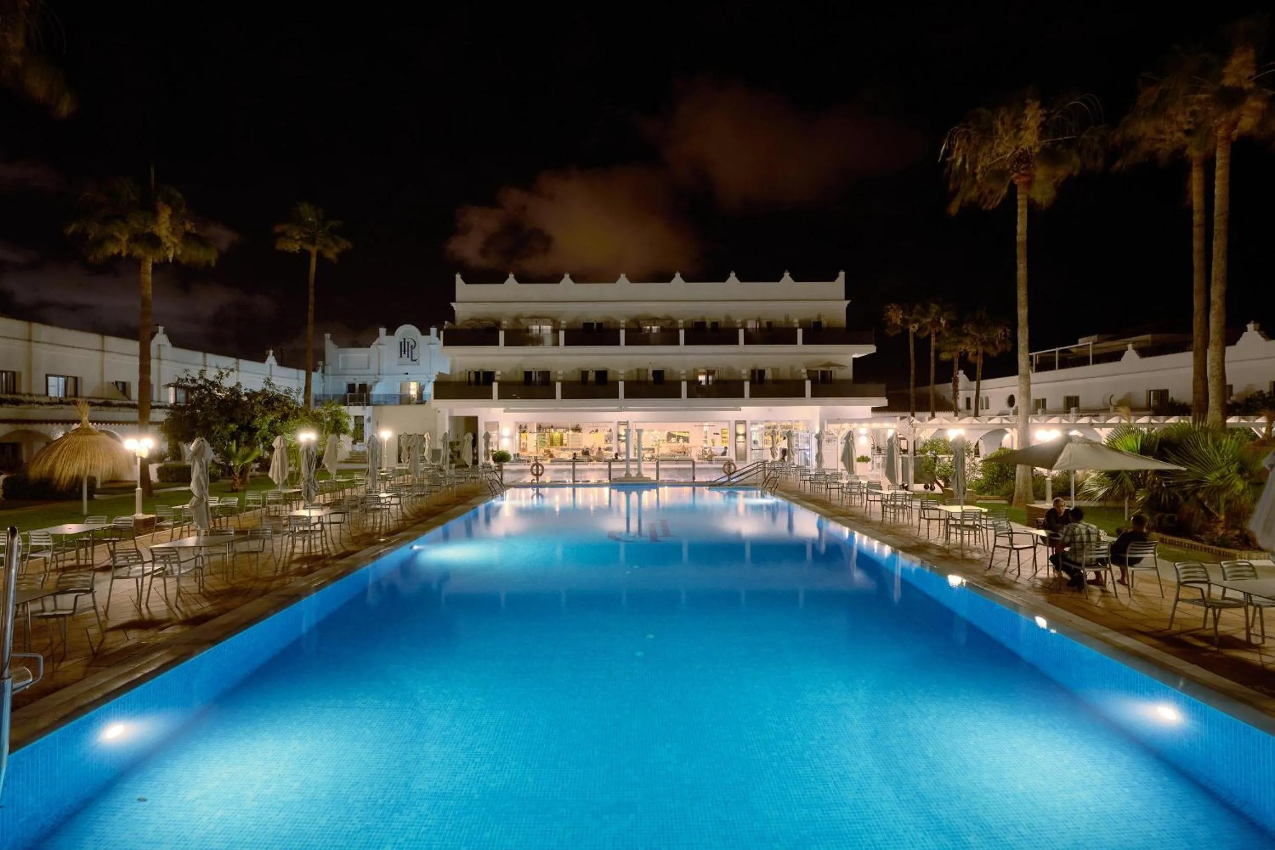 Swimming pool in Playa de la Luz