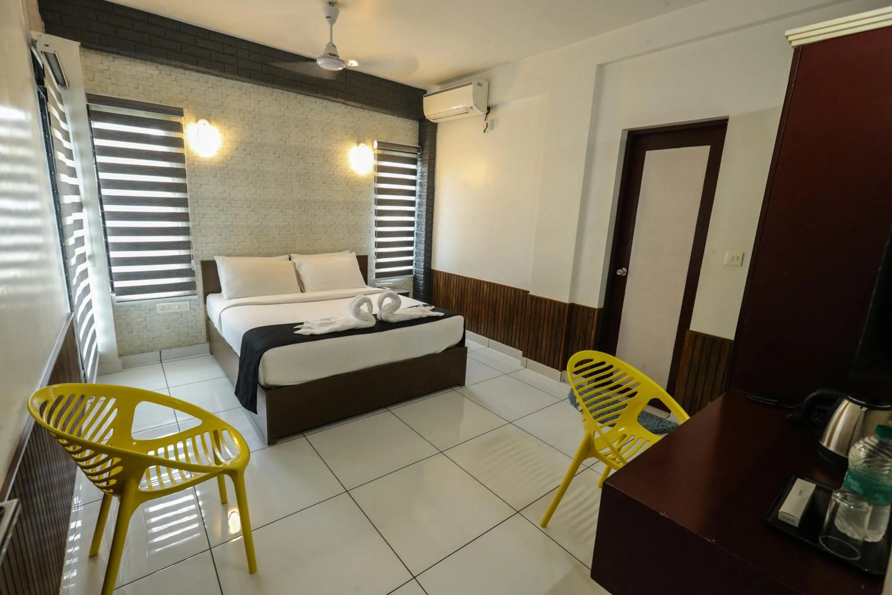 Bed in D-Green Hotels