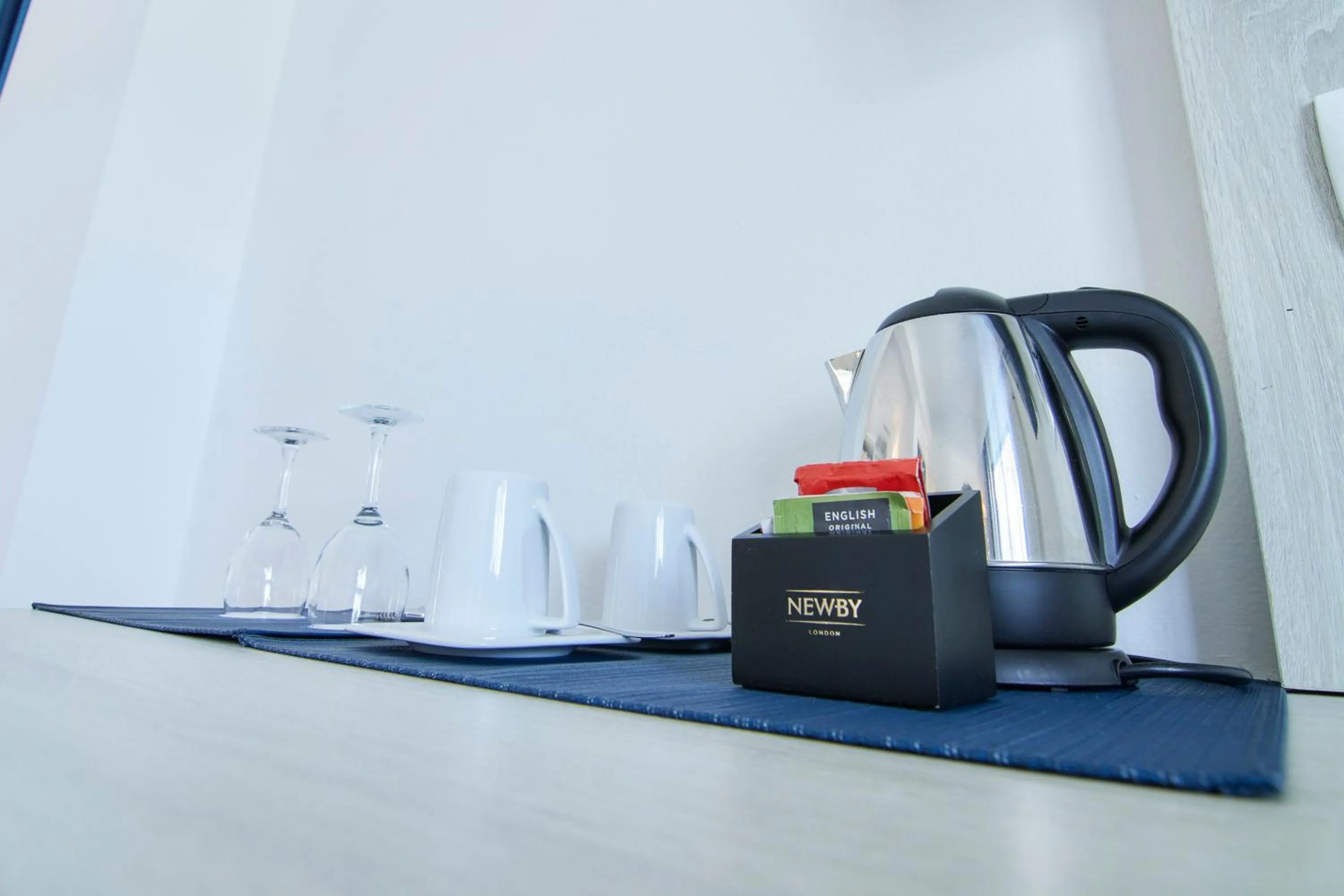 Coffee/tea facilities in Los Geranios