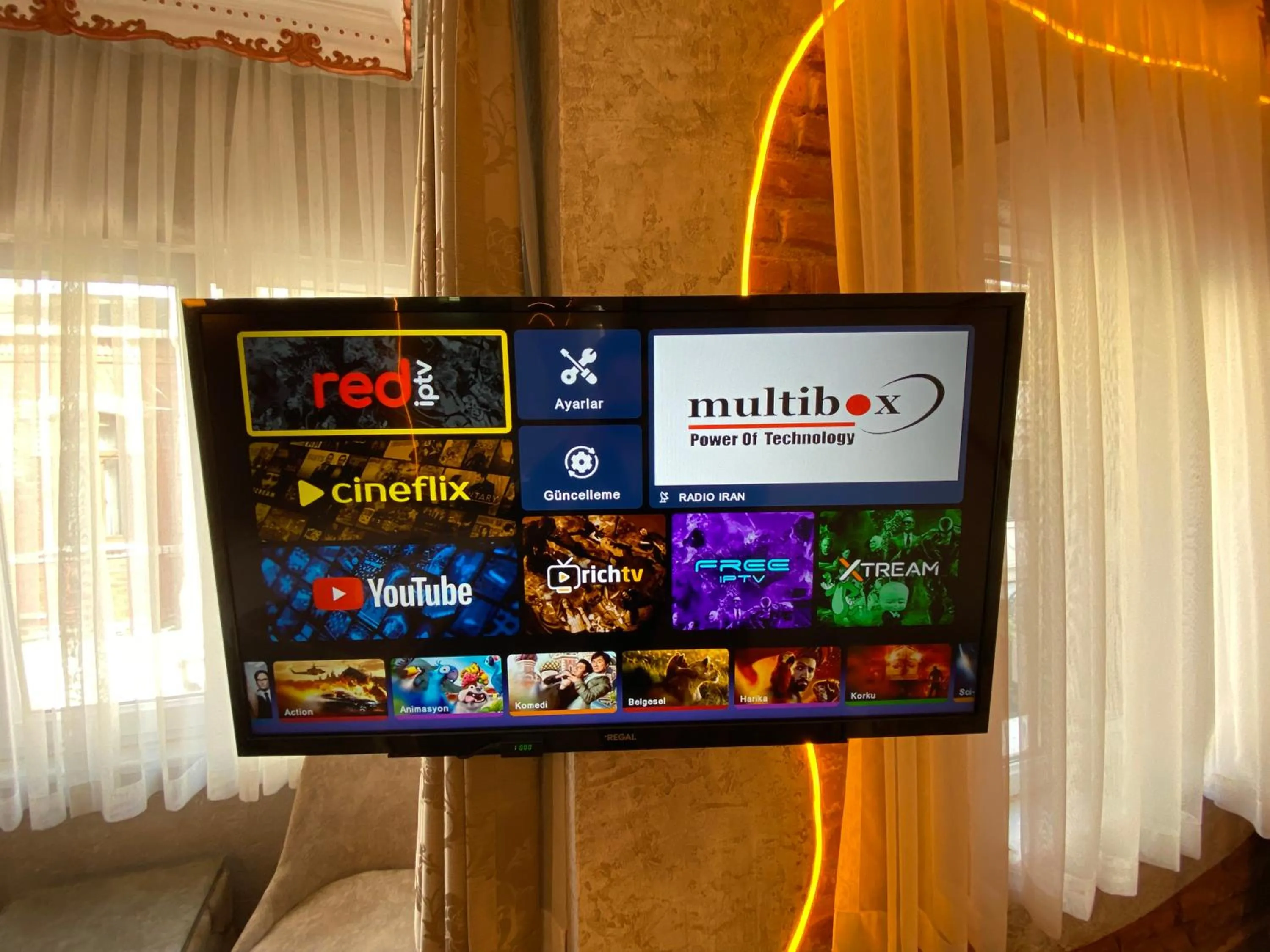 TV and multimedia in GOLDEN ARROW OLD CİTY HOTEL