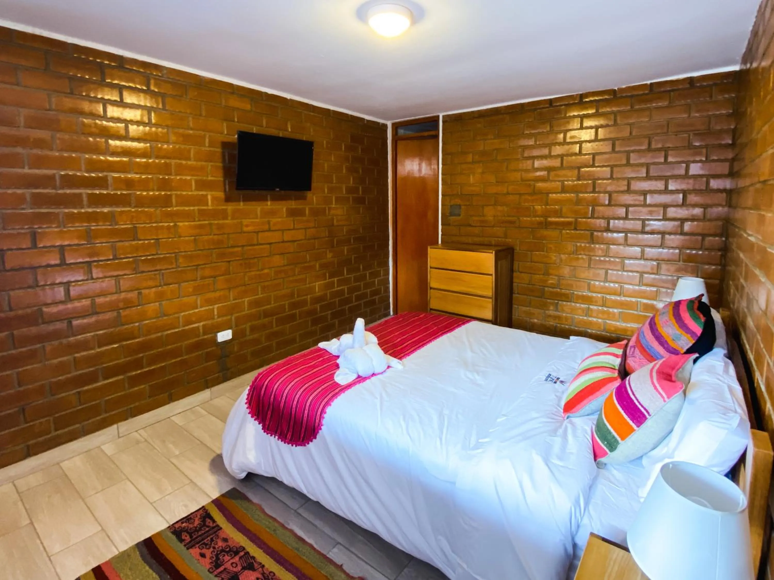 Bedroom, Bed in Tupac Huaraz