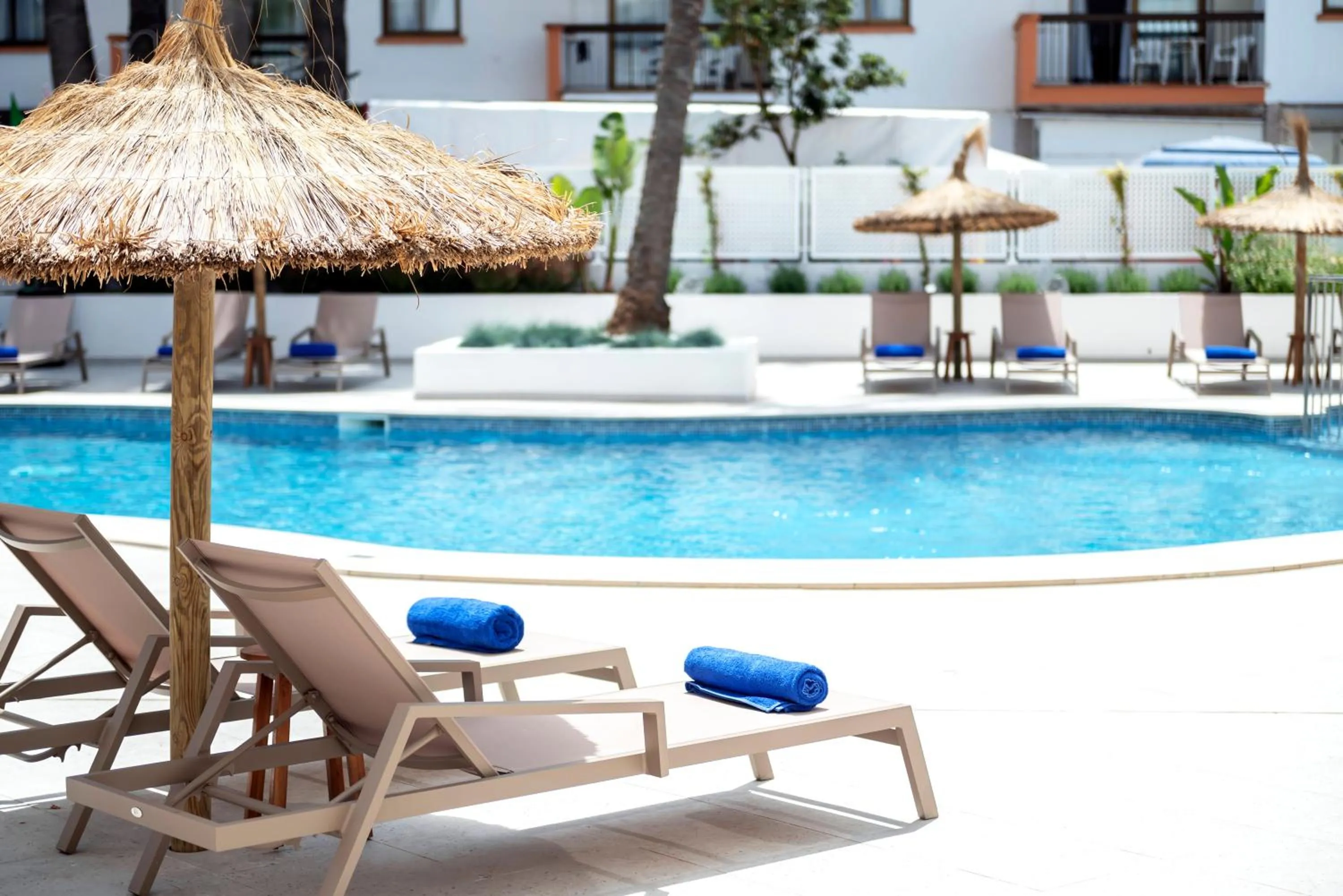 Swimming pool in HSM Lago Park