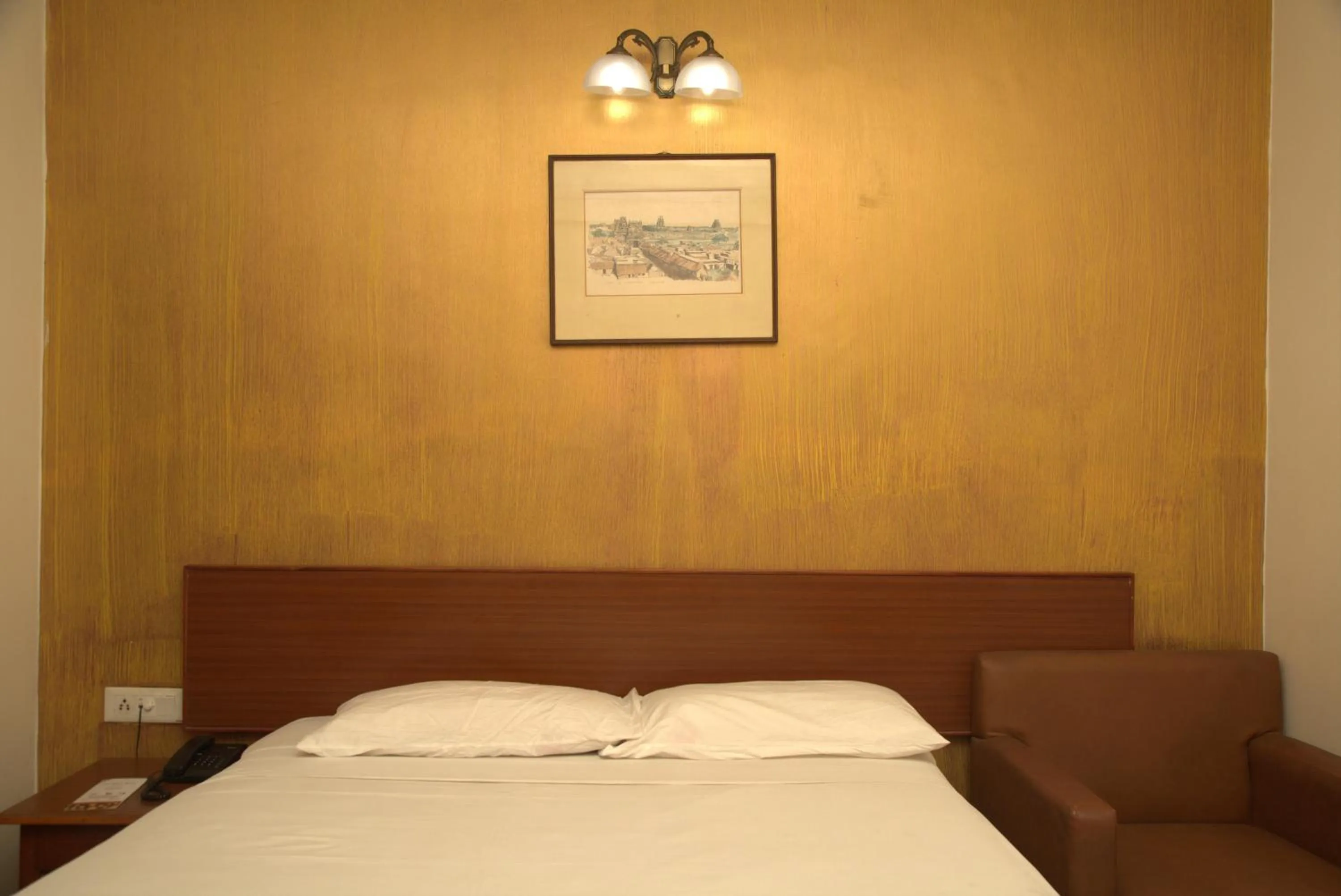 Bedroom in Kings Hotel Egmore