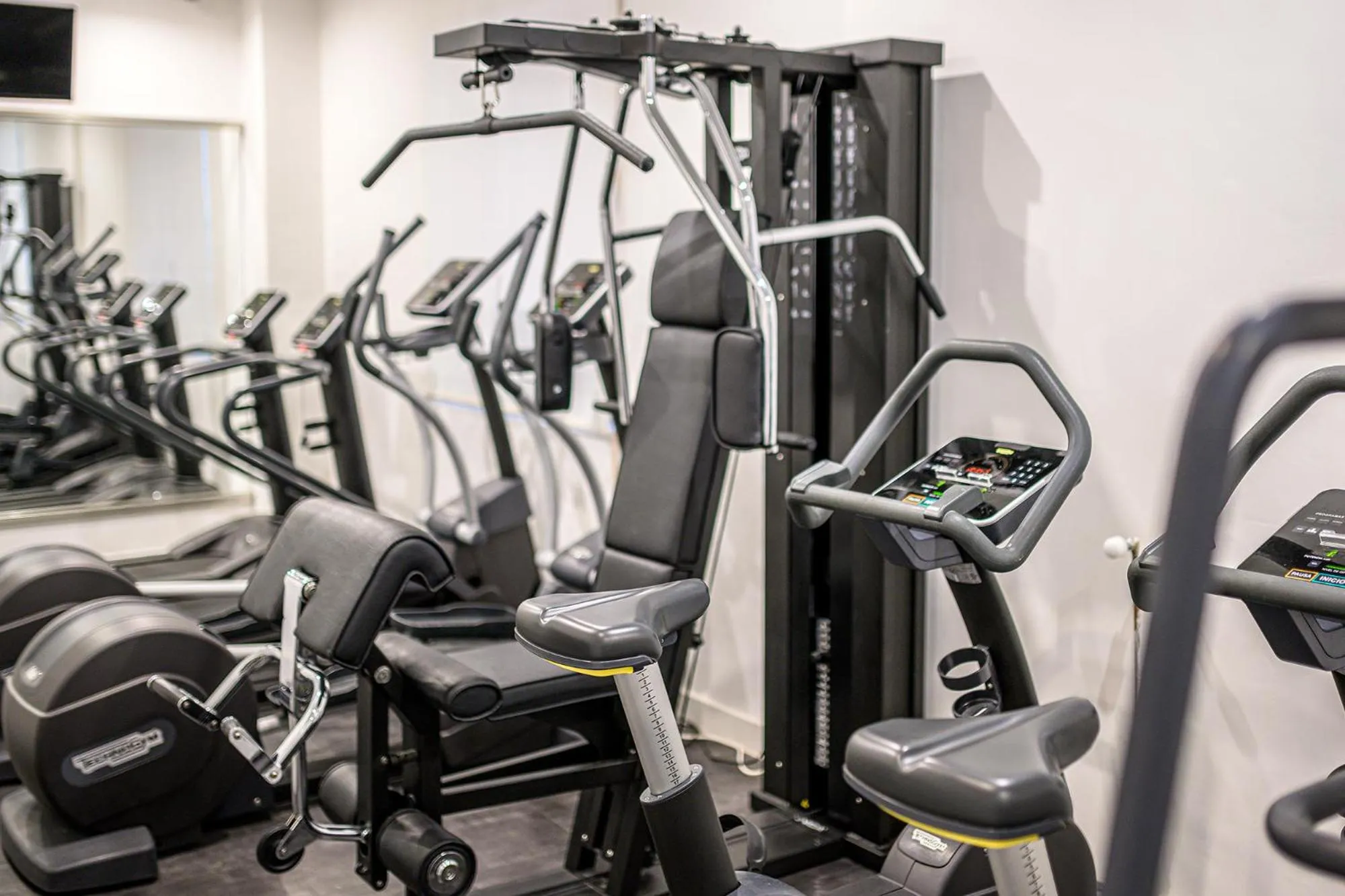 Fitness centre/facilities in NeoMagna Madrid