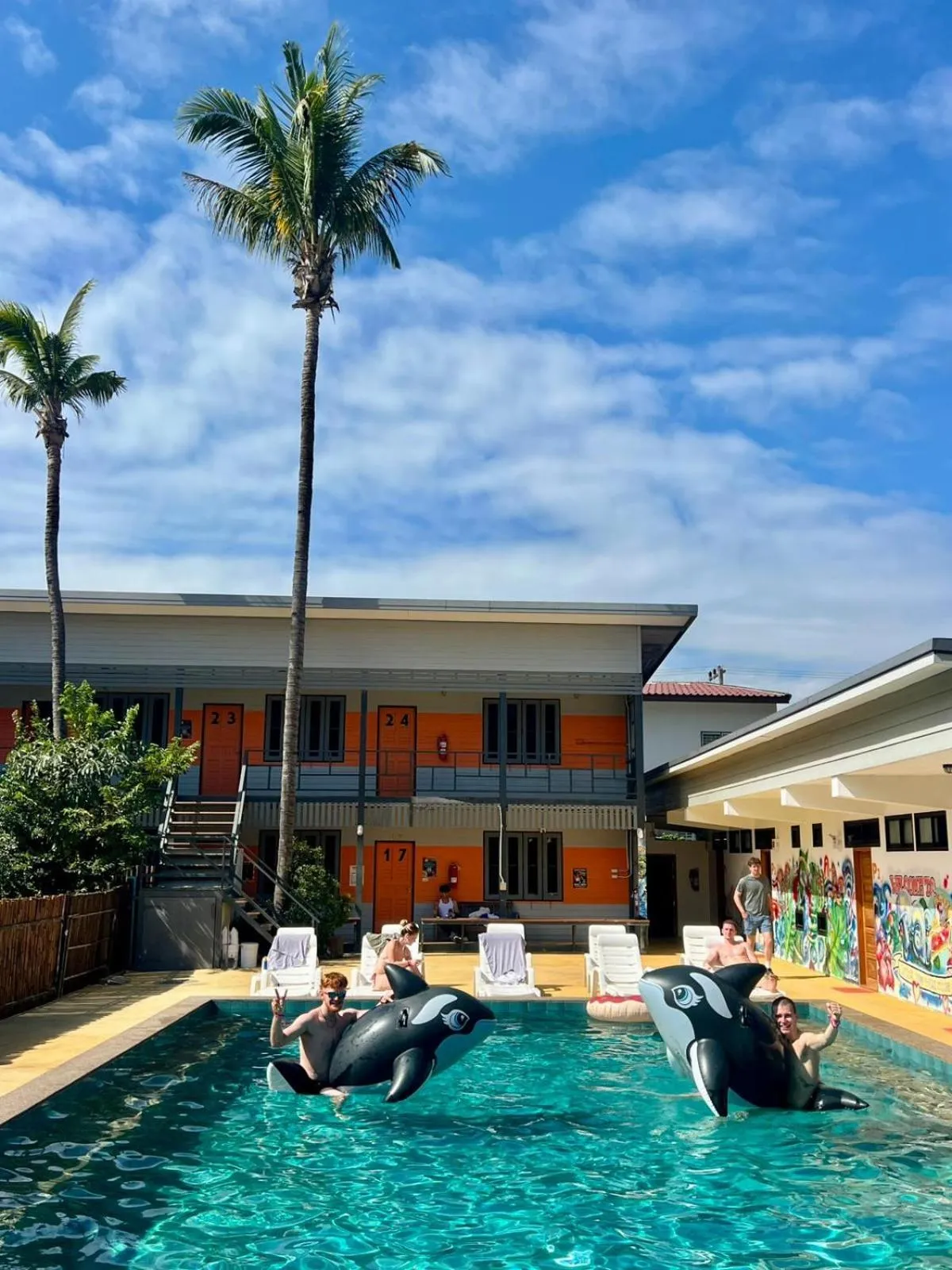 Revolution Hostel Pai