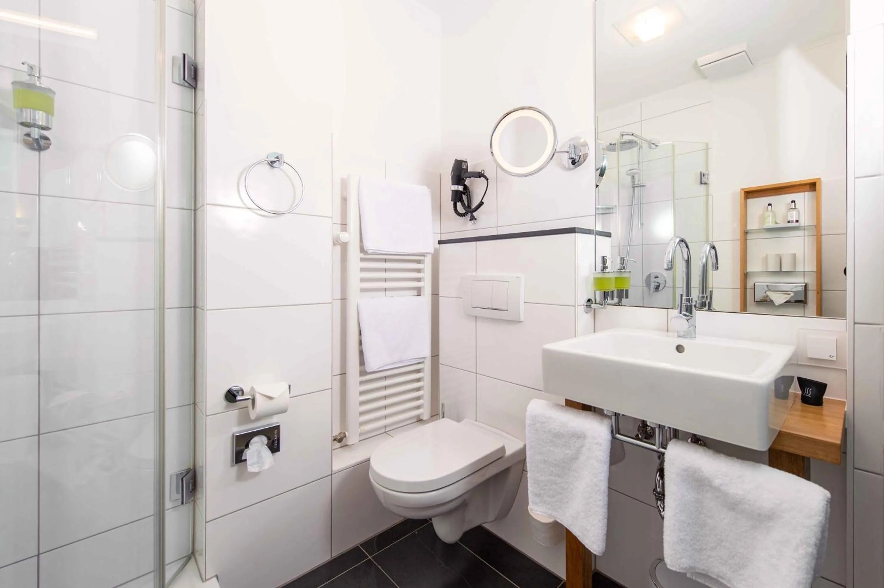 Bathroom in Laudensacks Parkhotel & Retreat