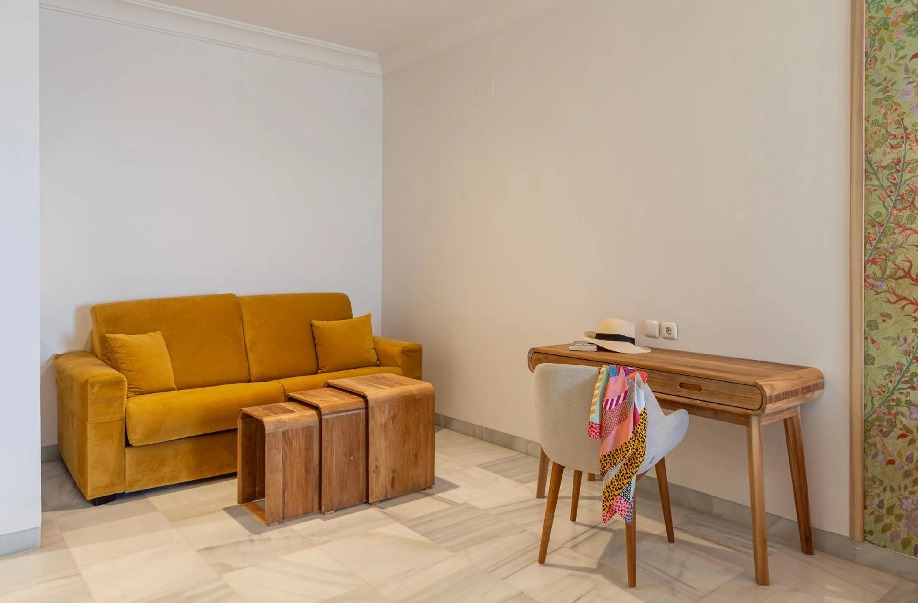 Seating area in Hotel Duque de Najera