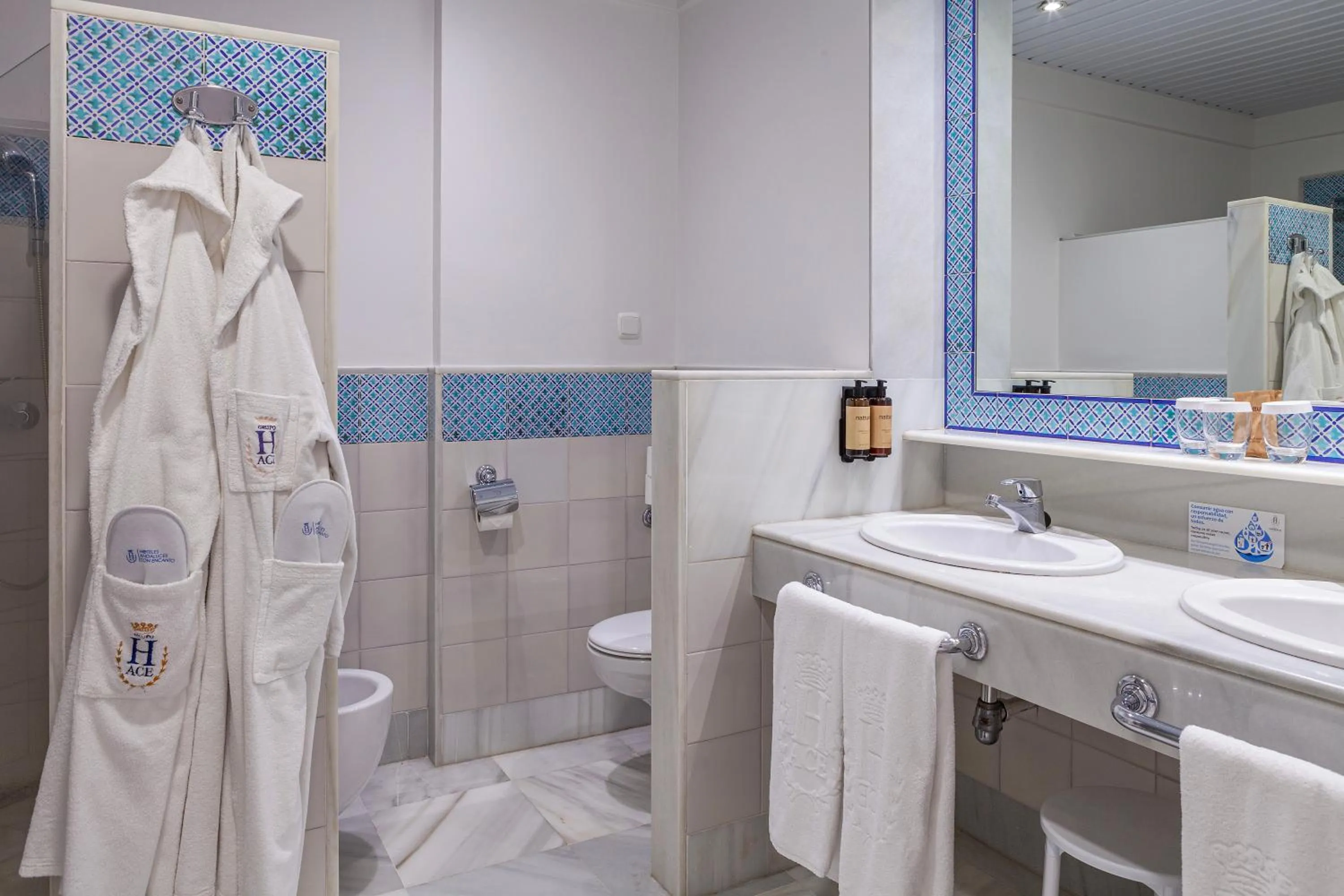 Bathroom in Hotel Duque de Najera