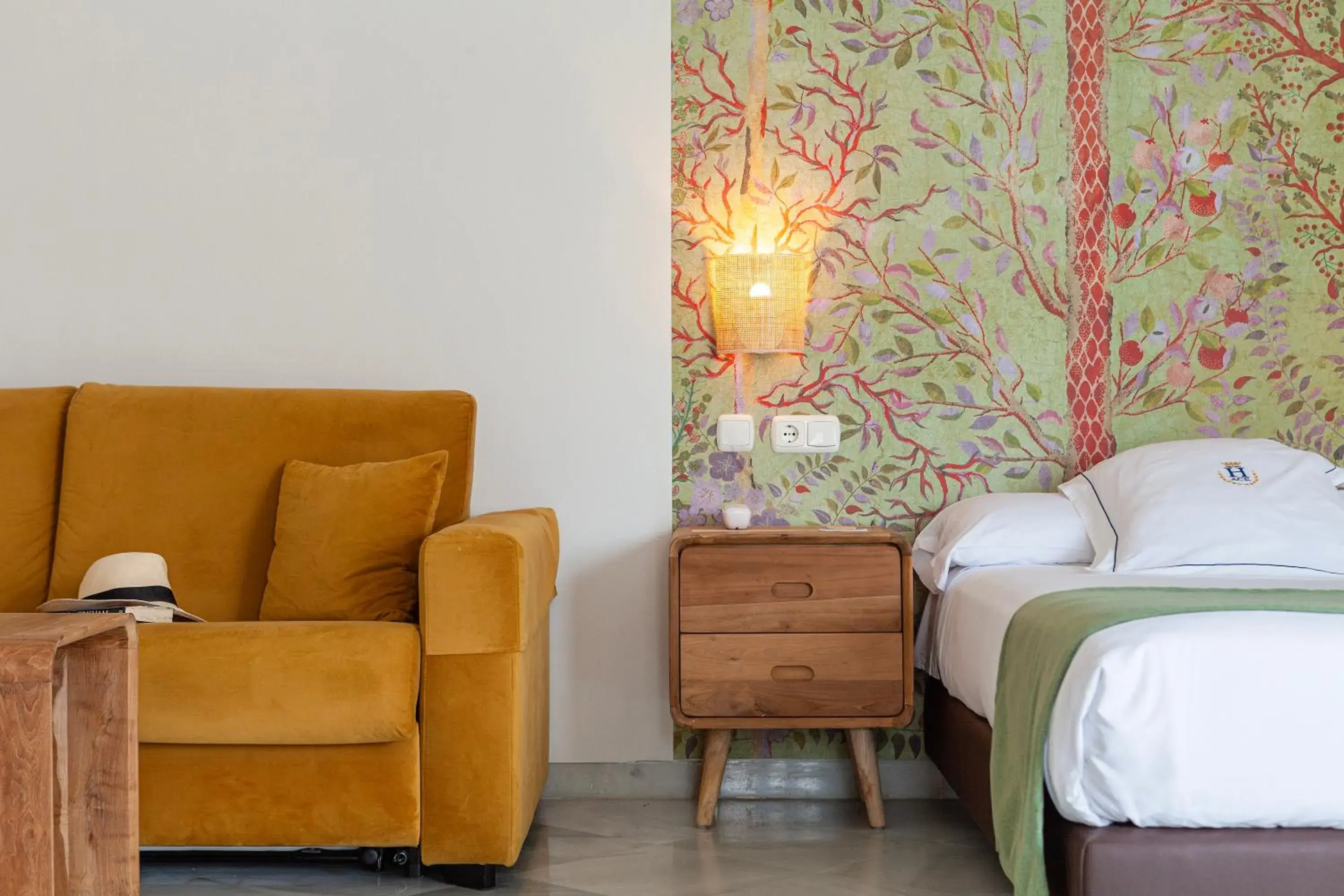 Superior Triple Room in Hotel Duque de Najera Superior Triple Room in Hotel Duque de Najera