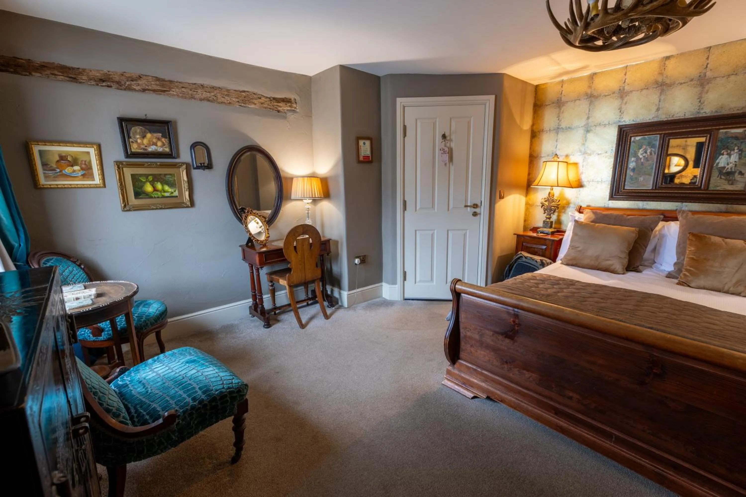 Decorative detail, Bed in The Plough Inn