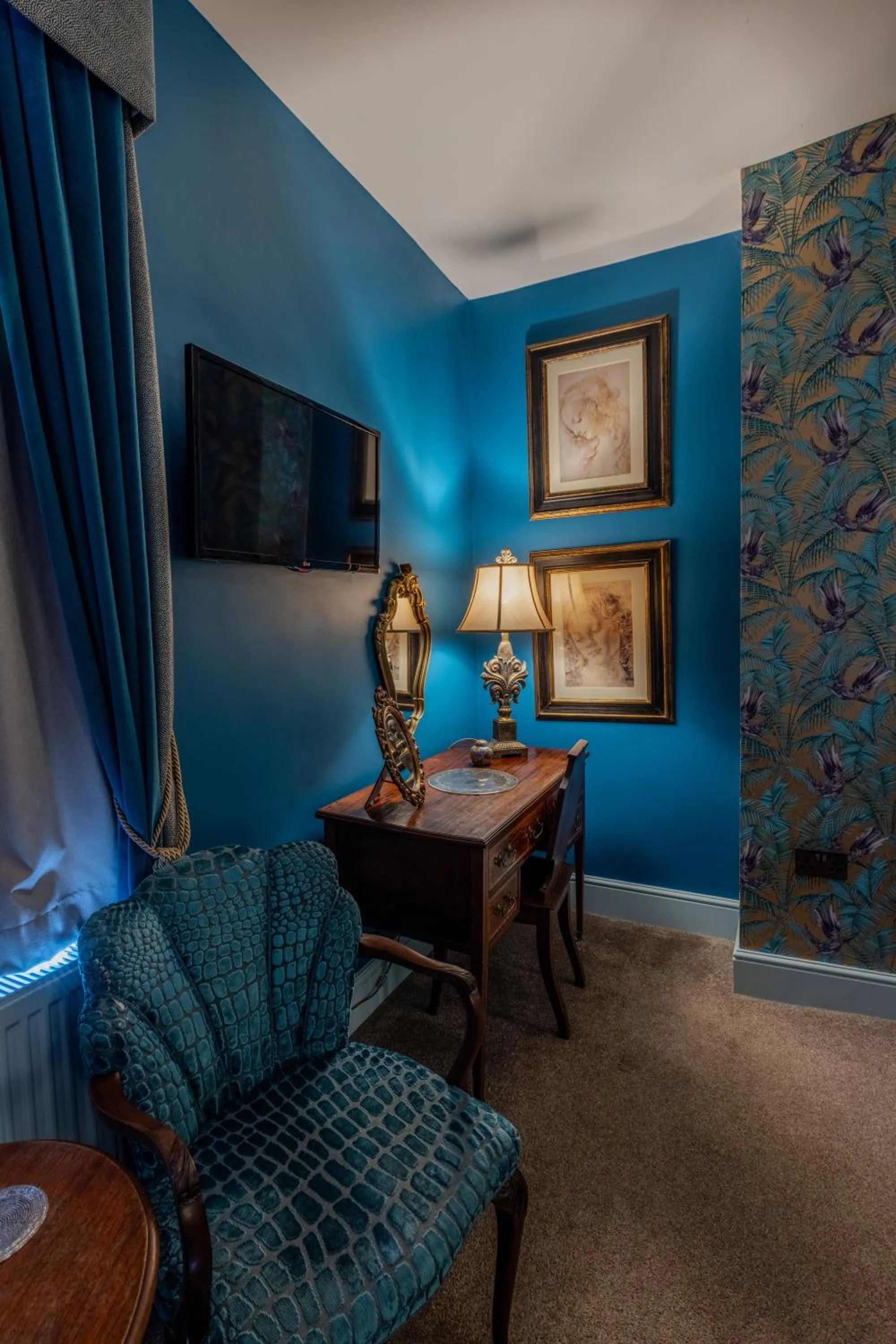 Seating area in The Plough Inn