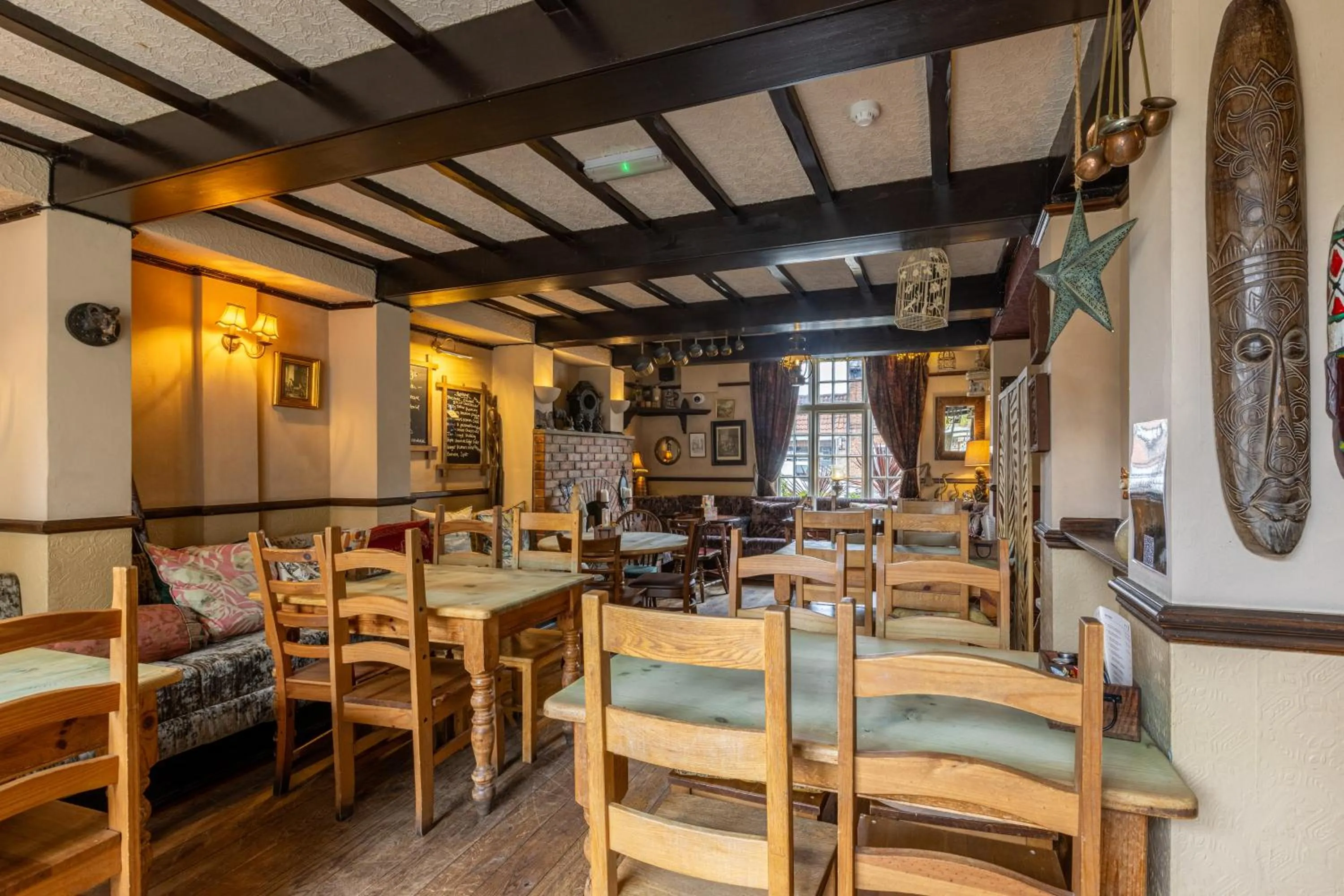 Restaurant/places to eat in The Plough Inn