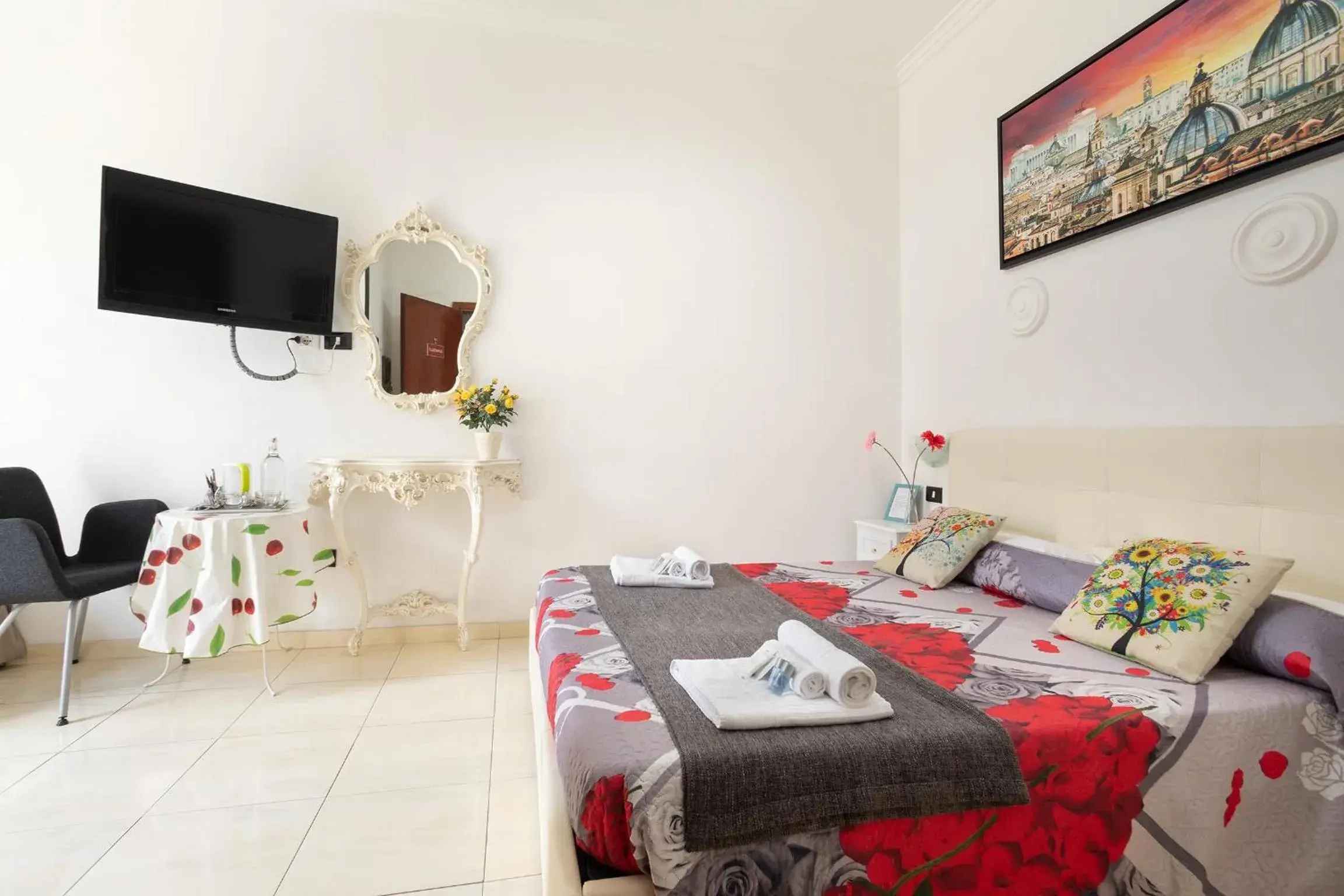 Budget Double Room in Cicero Rome Center Budget Double Room in Cicero Rome Center