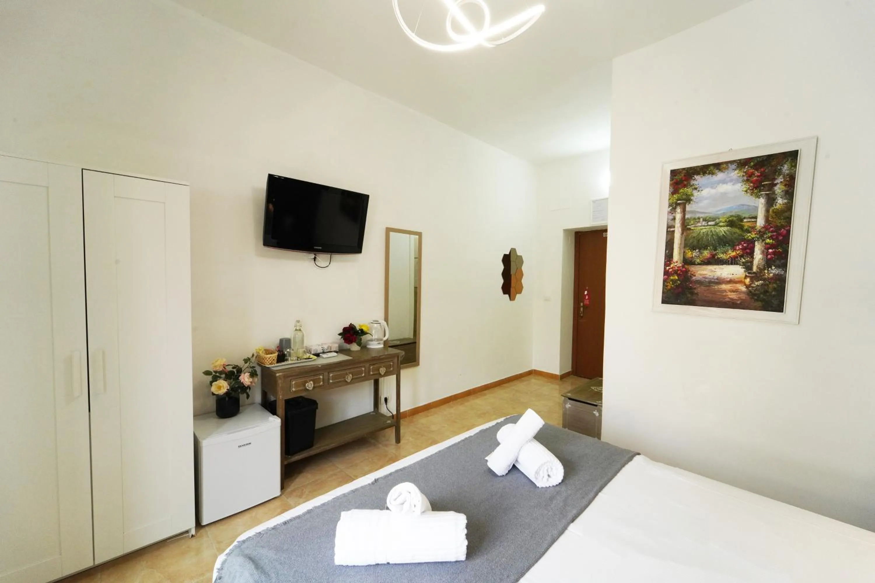 Bedroom, Bed in Cicero Rome Center