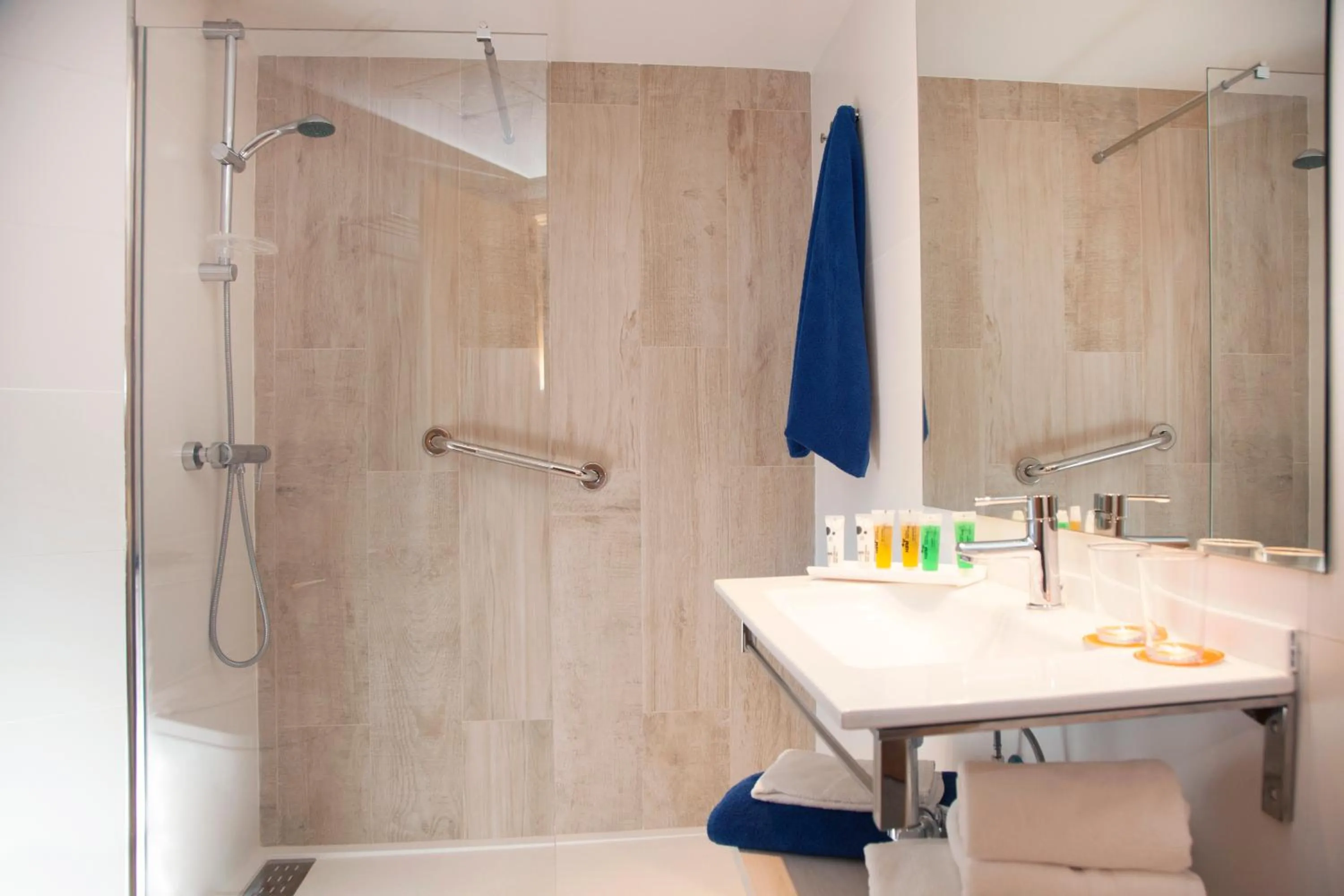 Bathroom in HSM Golden Playa