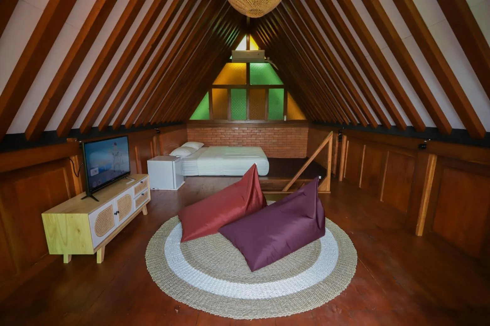 Bed in d' Omah Afi 1