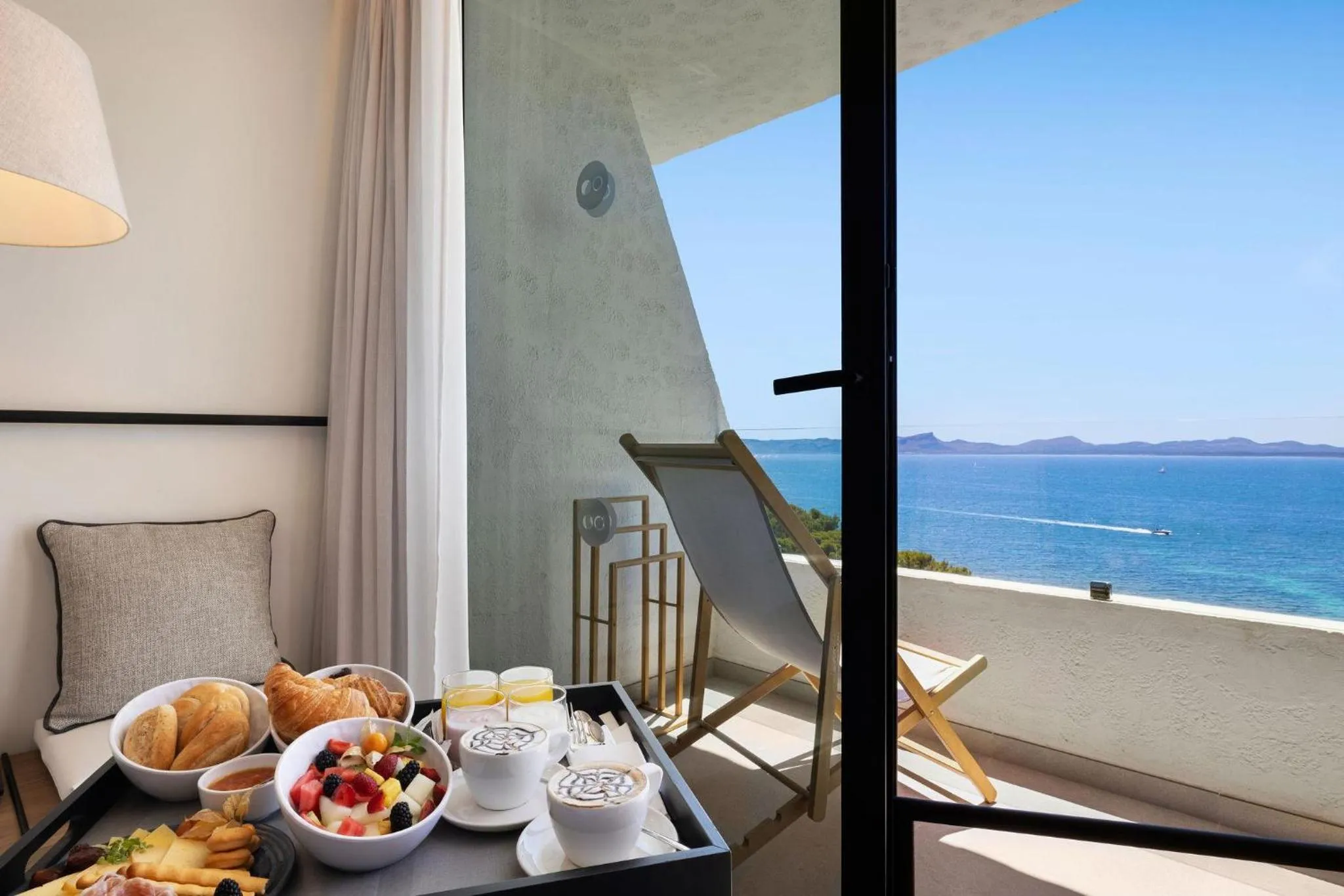 Photo of the whole room in Inmood Aucanada 4 Sup - Adults Only