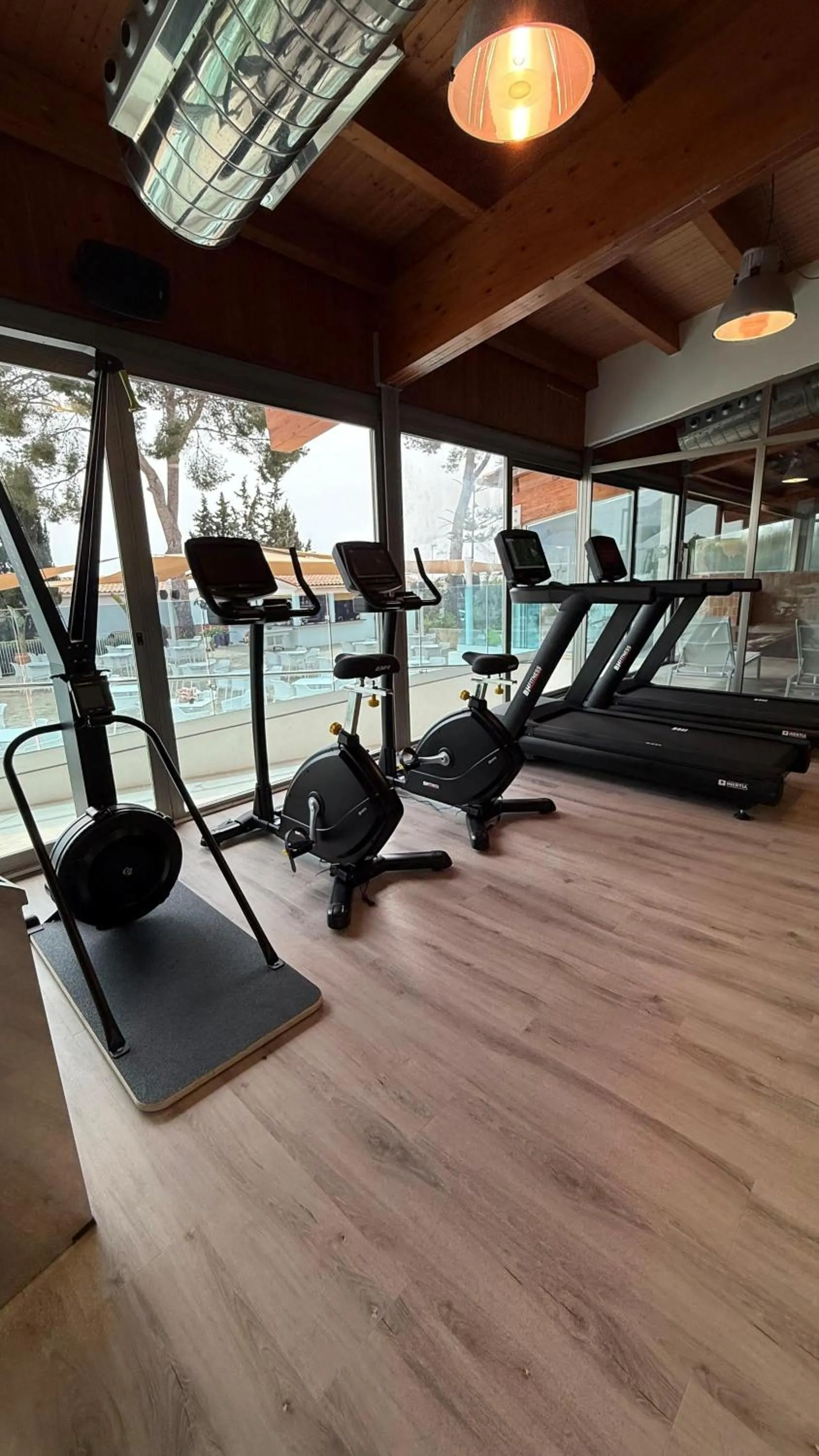 Activities in Inmood Aucanada 4 Sup - Adults Only