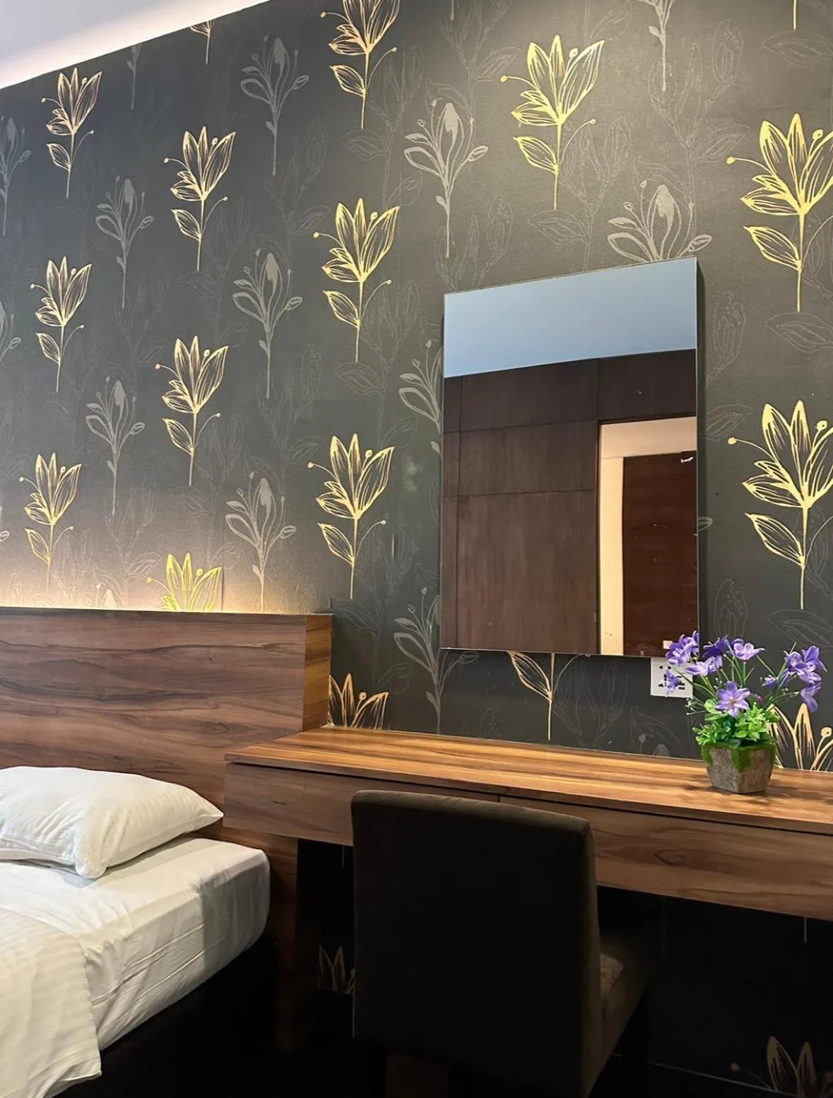 Seating area in Waterfront Boutique Hotel