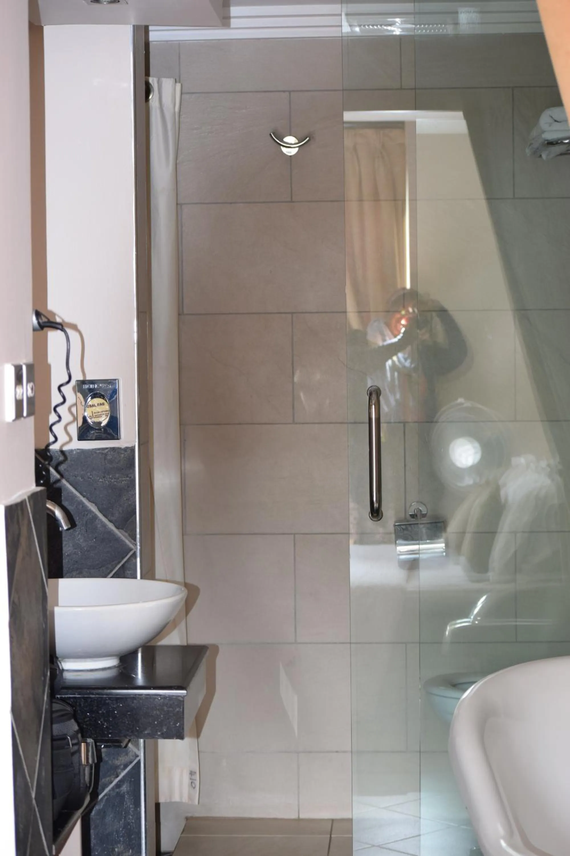 Toilet in Hillpark Hotel