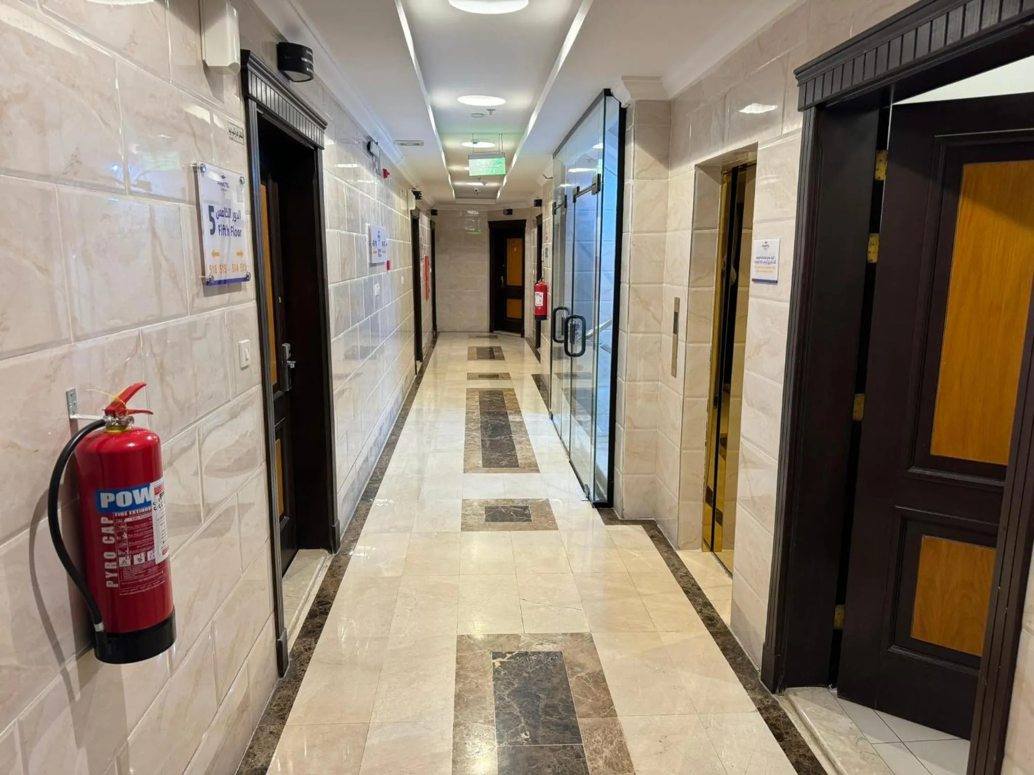 Property building in PRIMOTEL Suites As Salamah