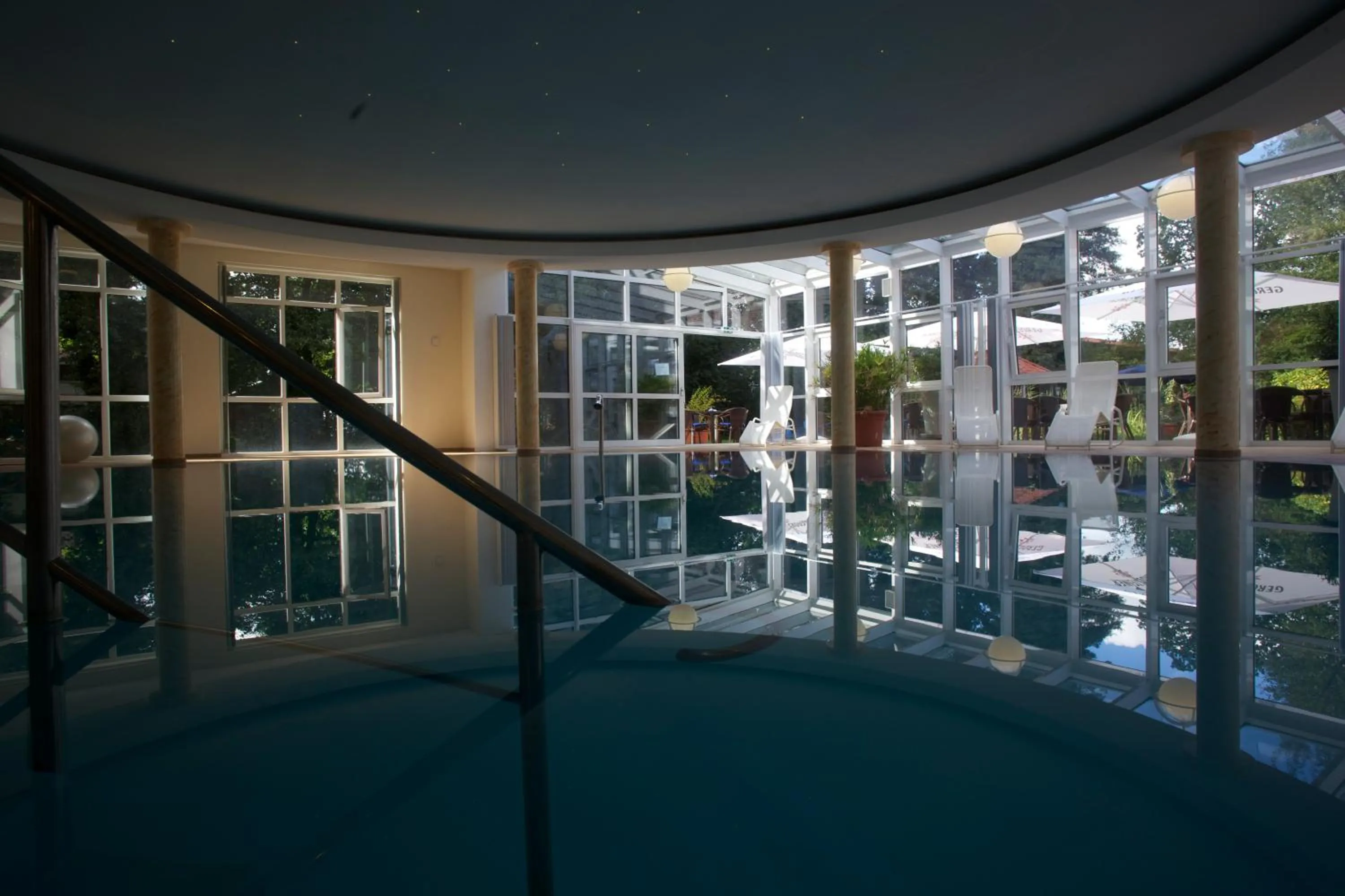 Swimming pool in Seminarhotel Aurich