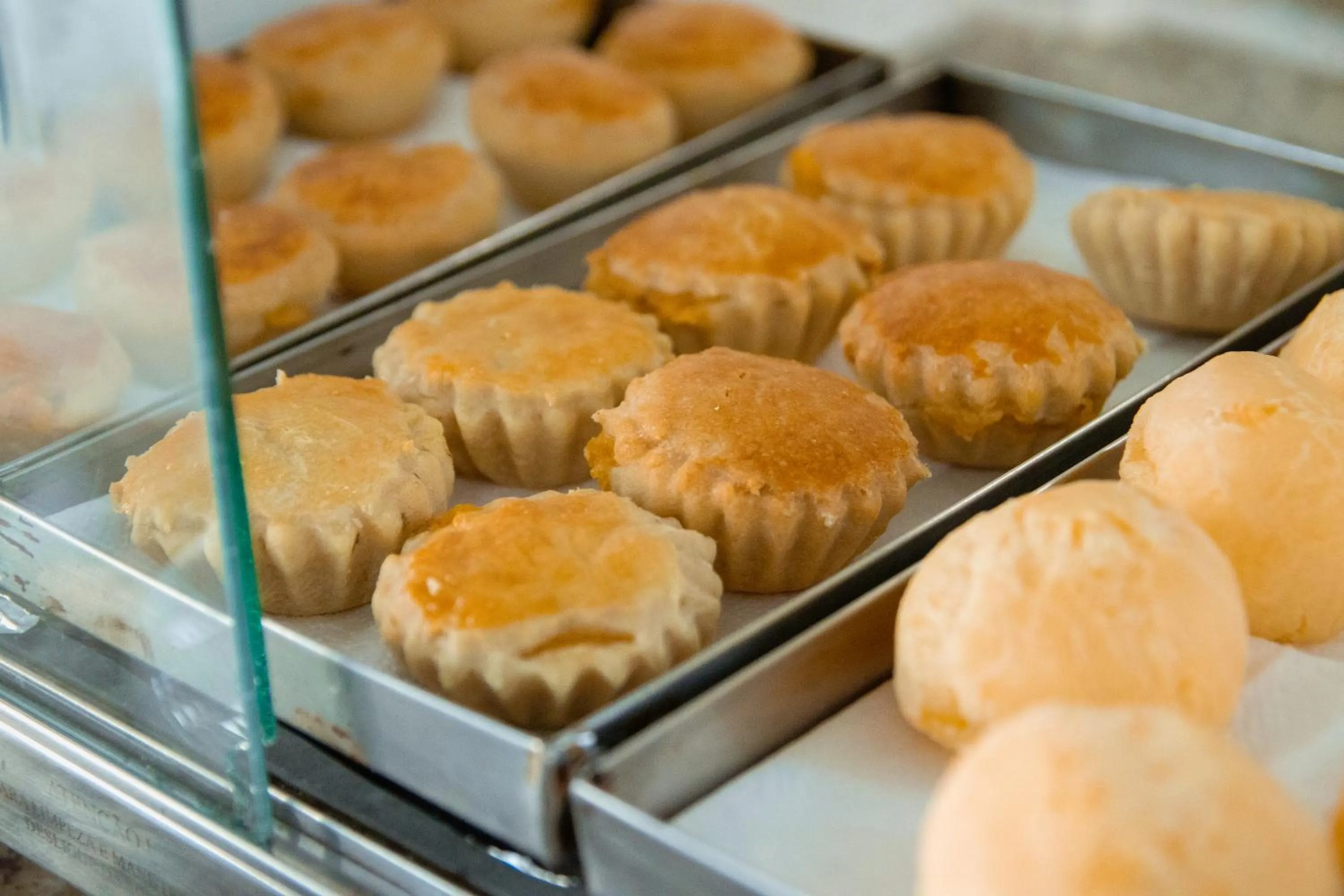 Buffet breakfast in Hotel Arrastão