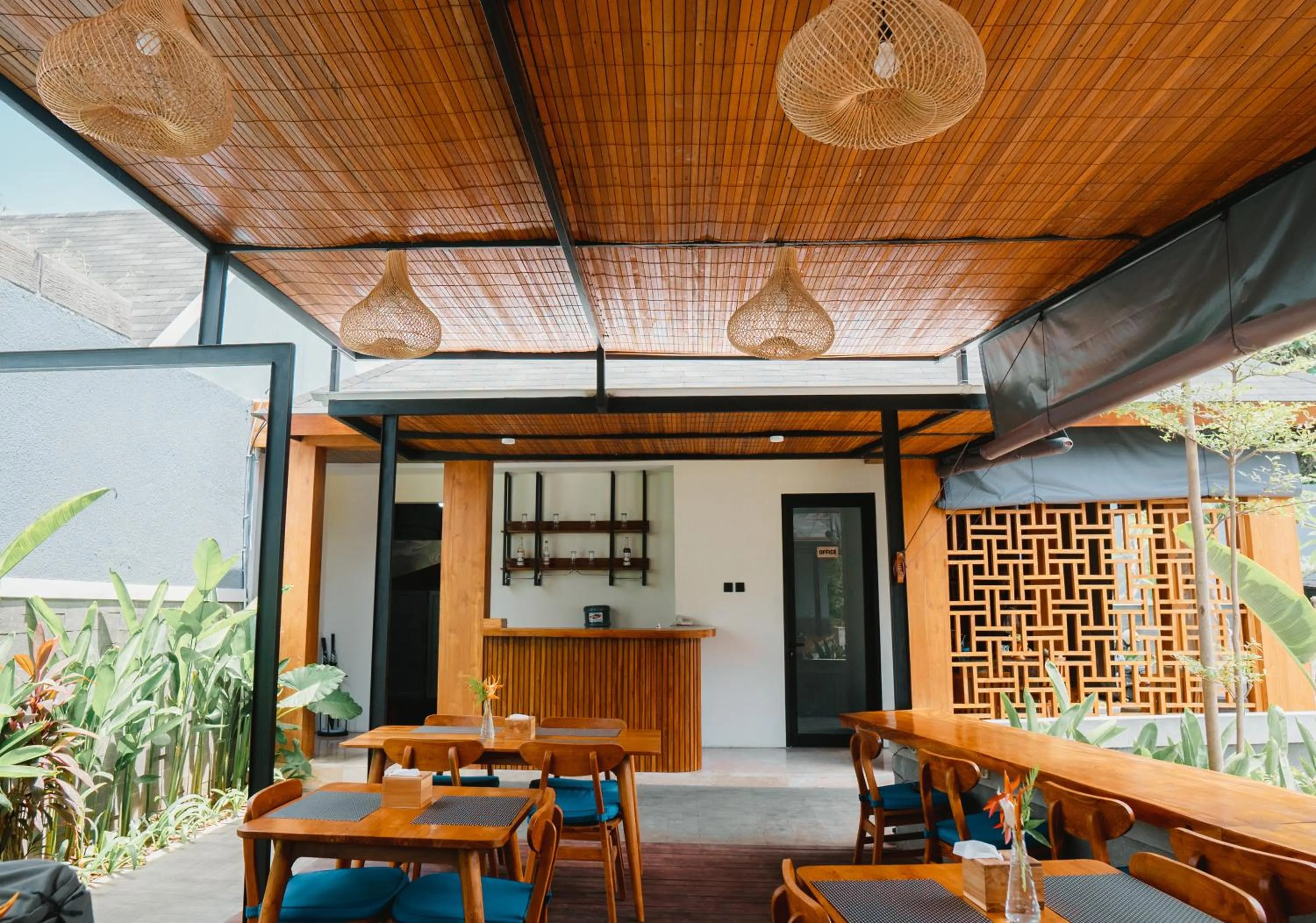 Restaurant/places to eat in Villa Bulan Bali