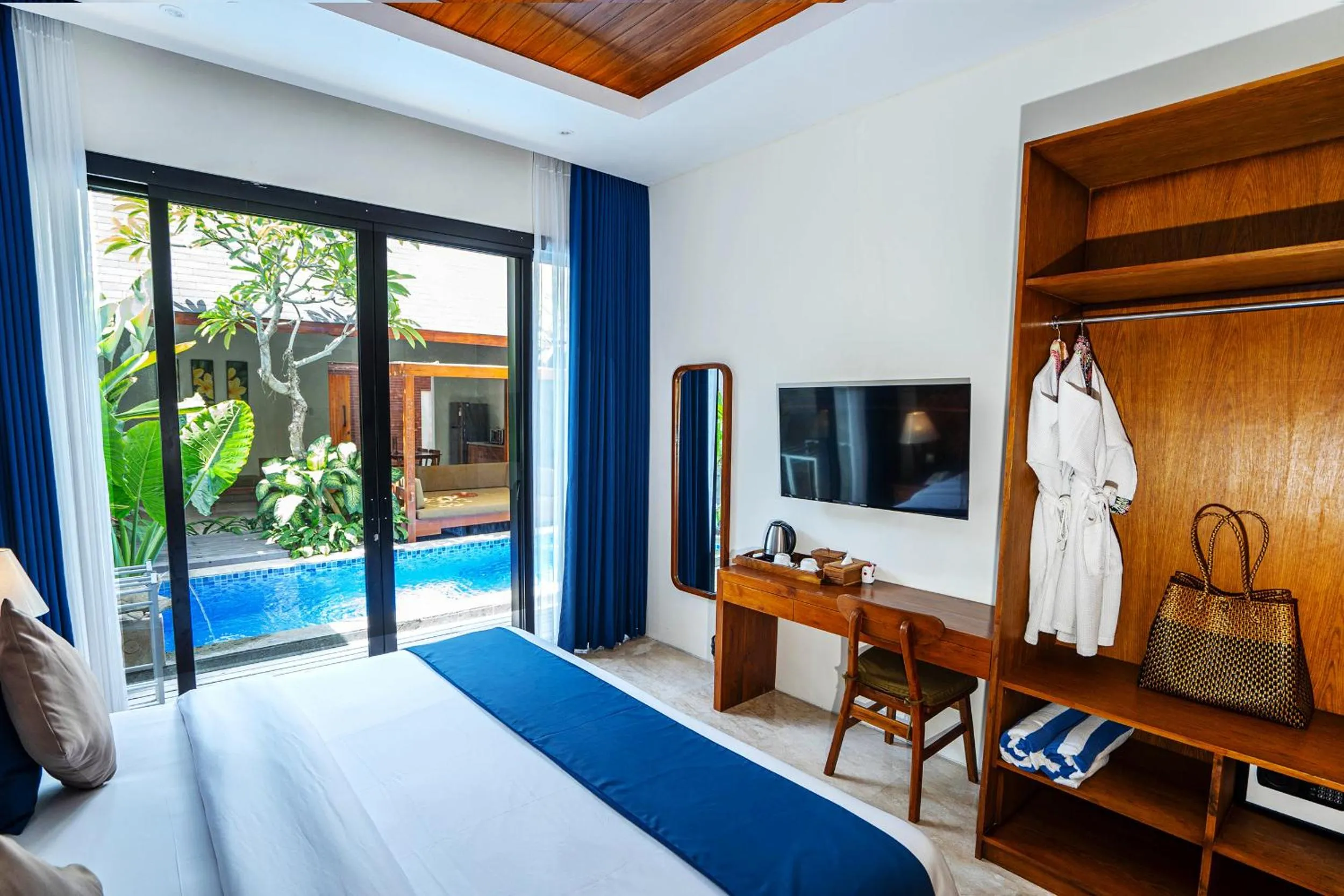 Bed in Villa Bulan Bali