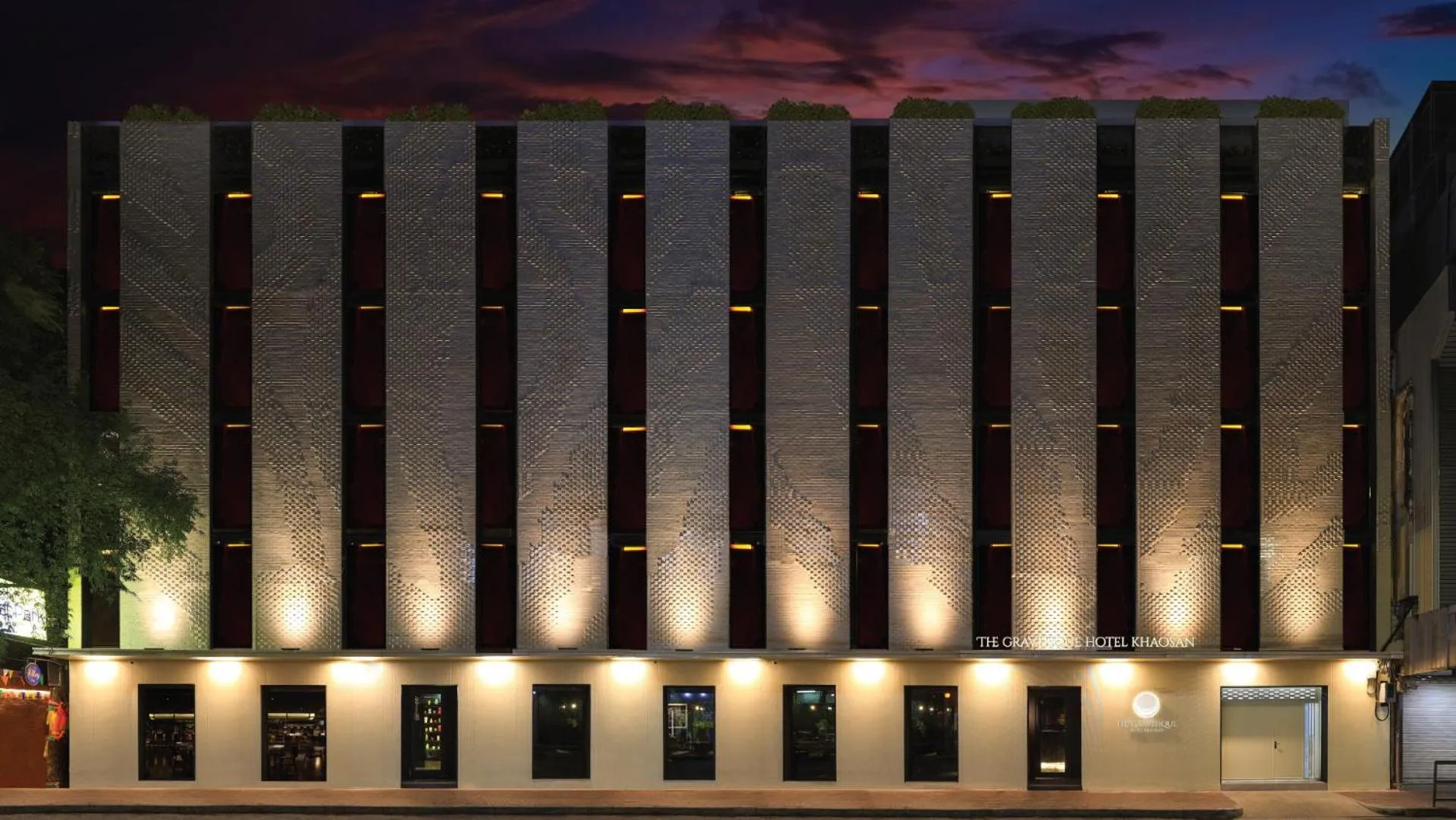 Property building in The Gravitique Hotel Khaosan