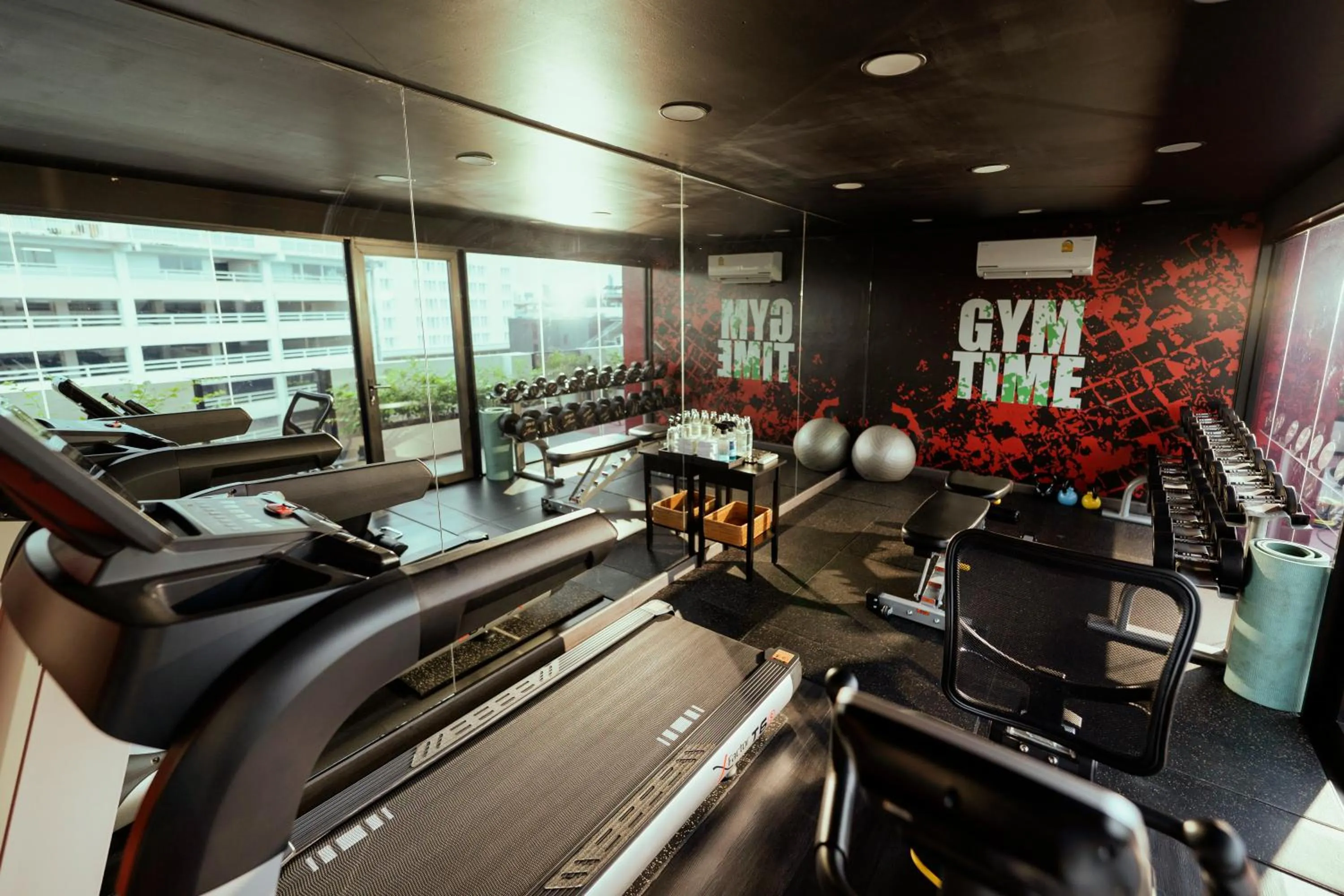 Fitness centre/facilities in The Gravitique Hotel Khaosan