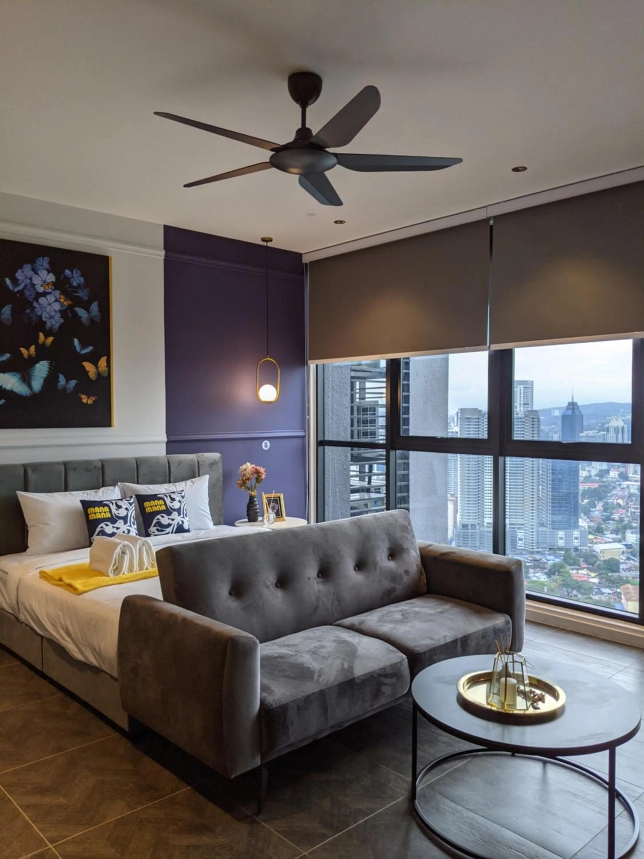 Bed in Scarletz Suites KLCC by Mana-Mana