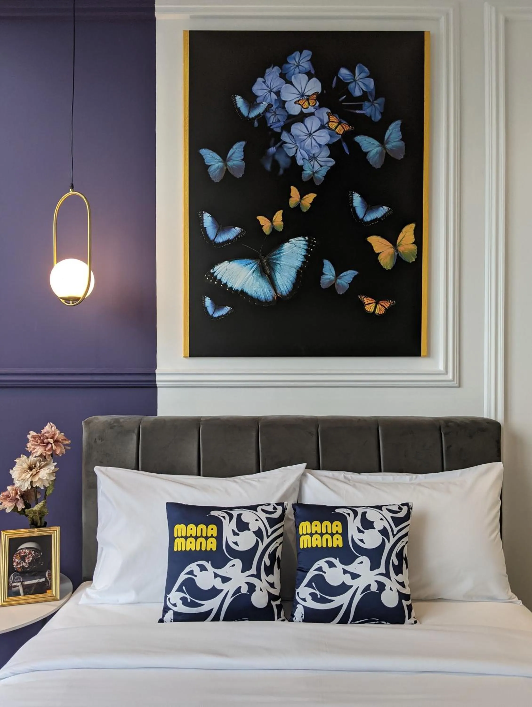 Bed in Scarletz Suites KLCC by Mana-Mana