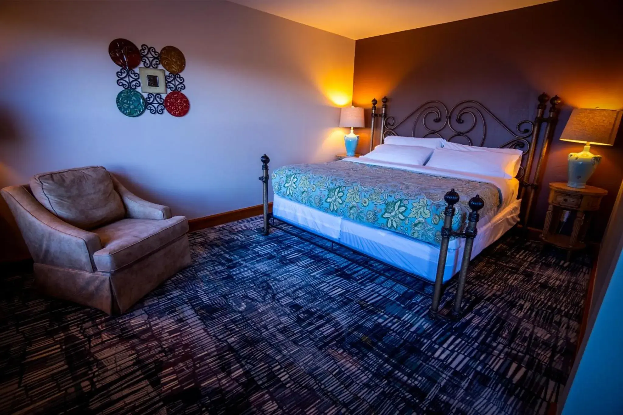 King Suite in Nuk's Executive Suites King Suite in Nuk's Executive Suites