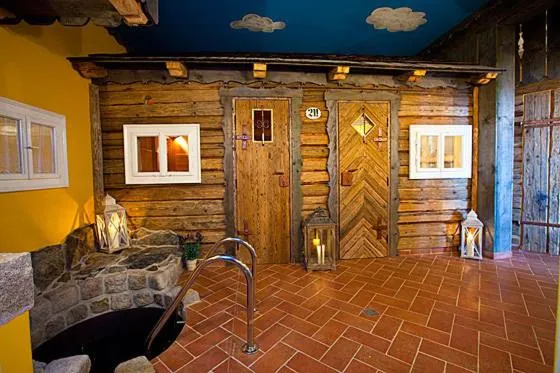 Spa and wellness centre/facilities in Wellness hotel V Nebi