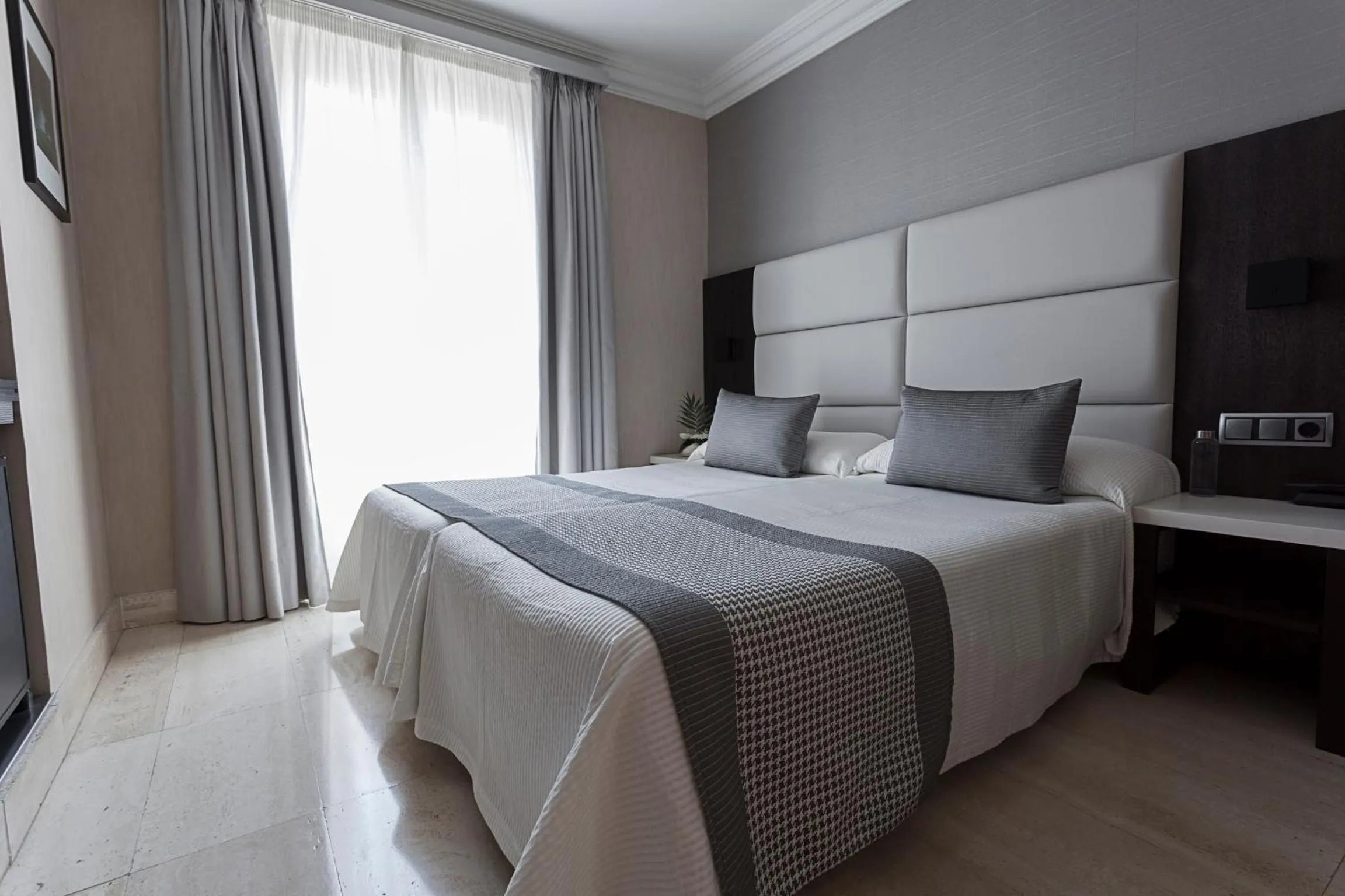 Bedroom, Bed in Habitus Hotel Europa