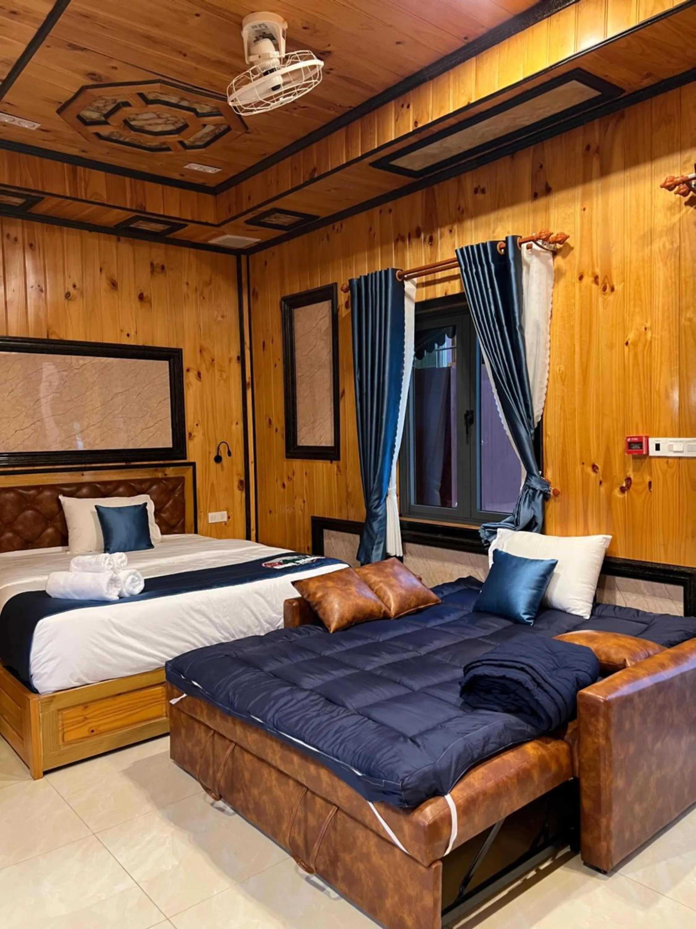 Bed in Resort Hàng Dương