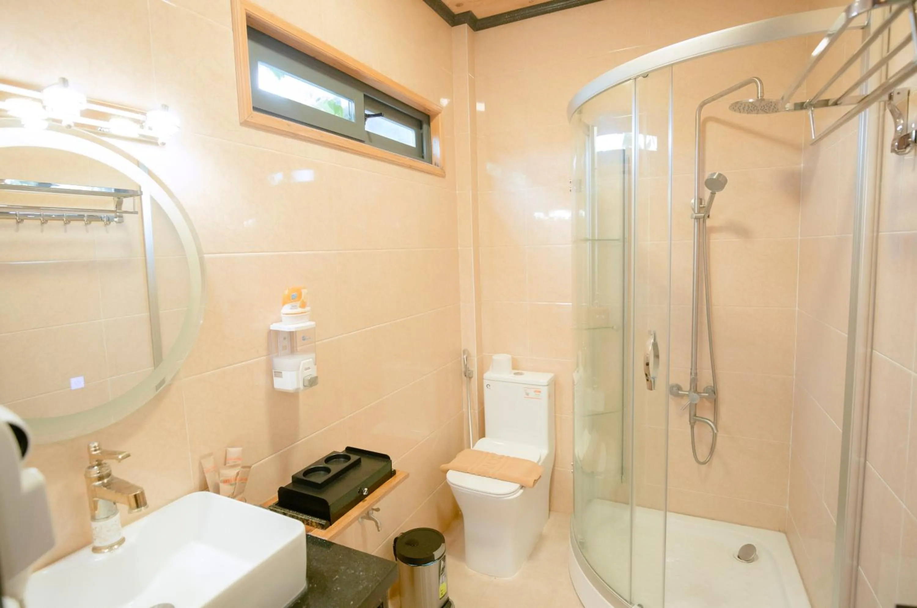 Shower in Resort Hàng Dương