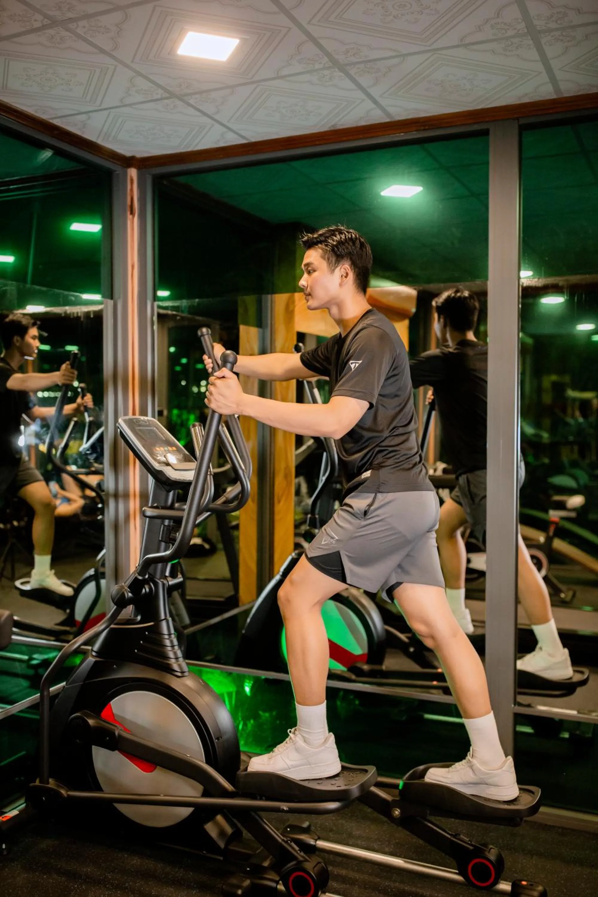 People in Resort Hàng Dương