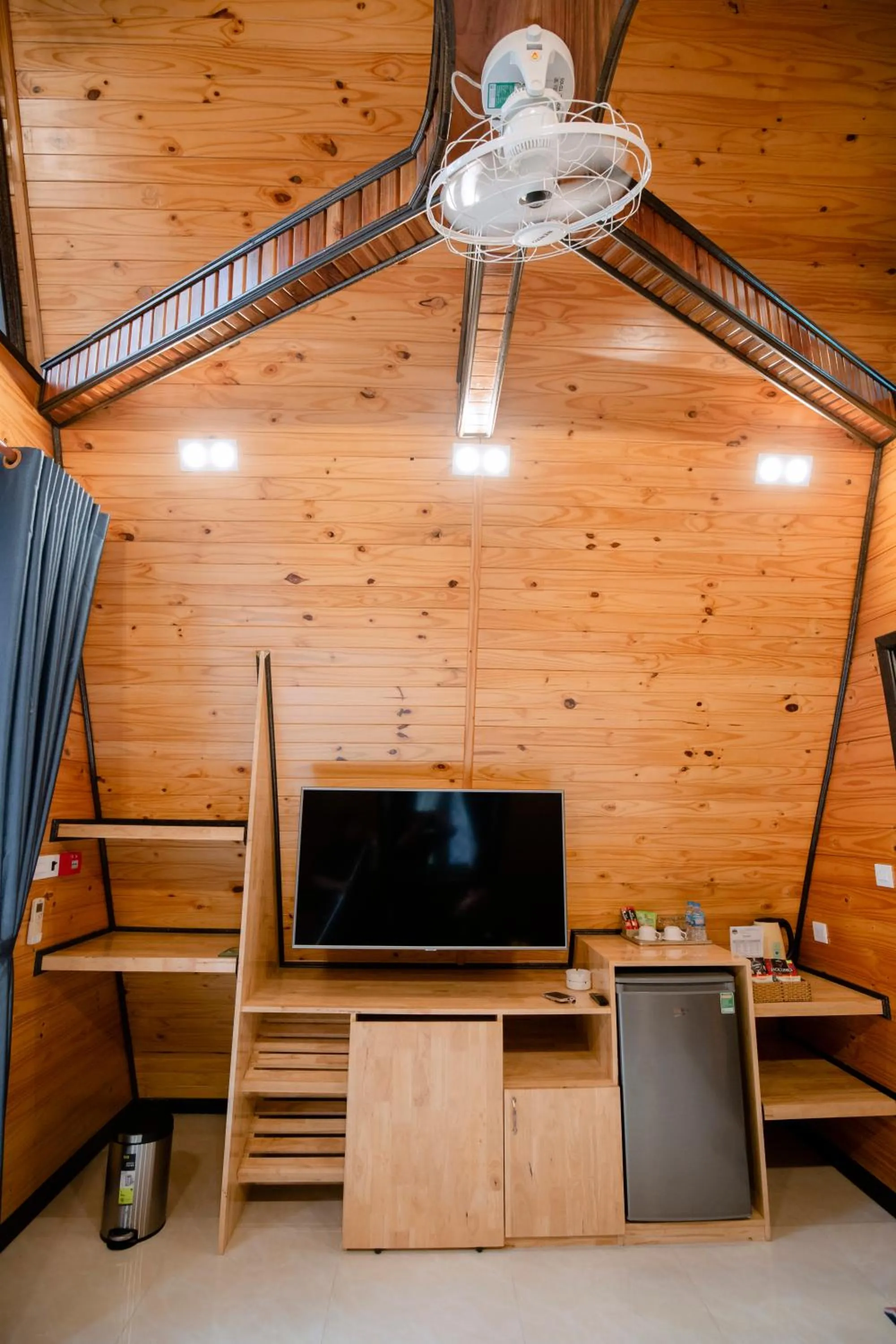 TV and multimedia in Resort Hàng Dương