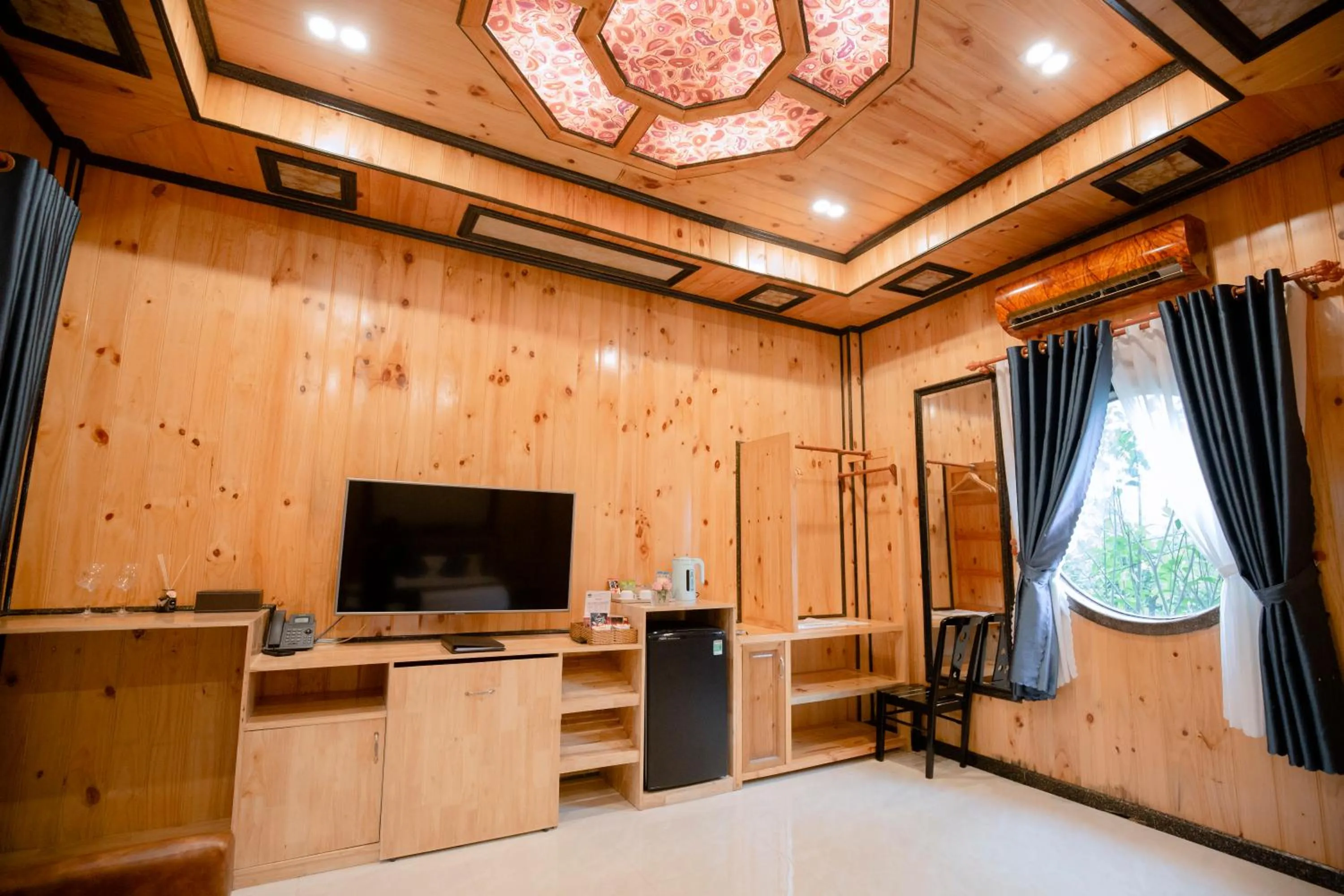 TV and multimedia in Resort Hàng Dương