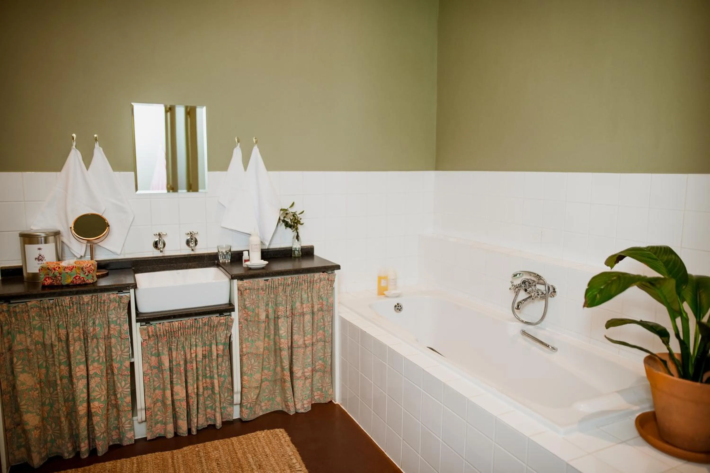 Bathroom in Dorp Hotel