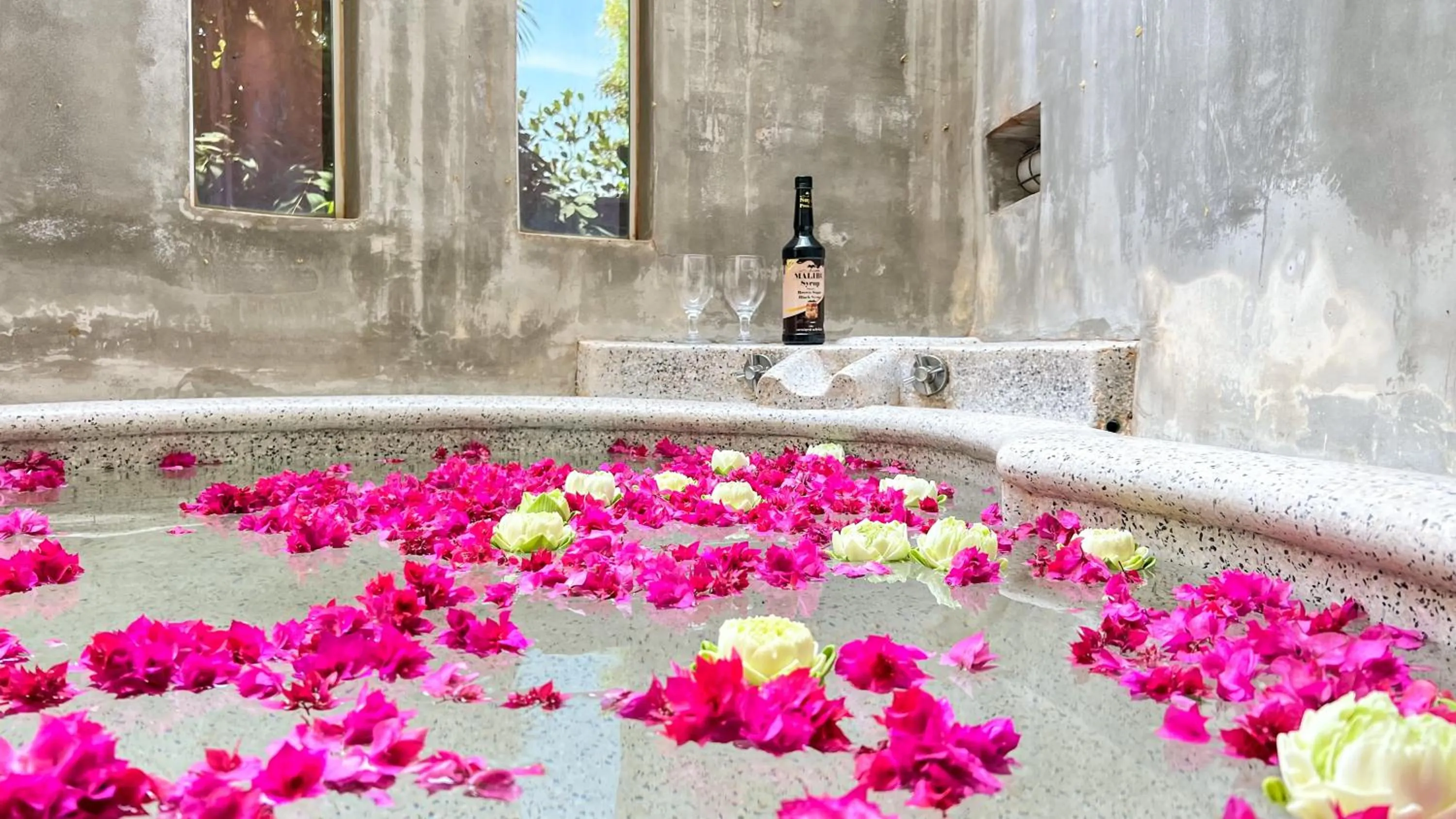 Bath in SANNA VILLA Residence