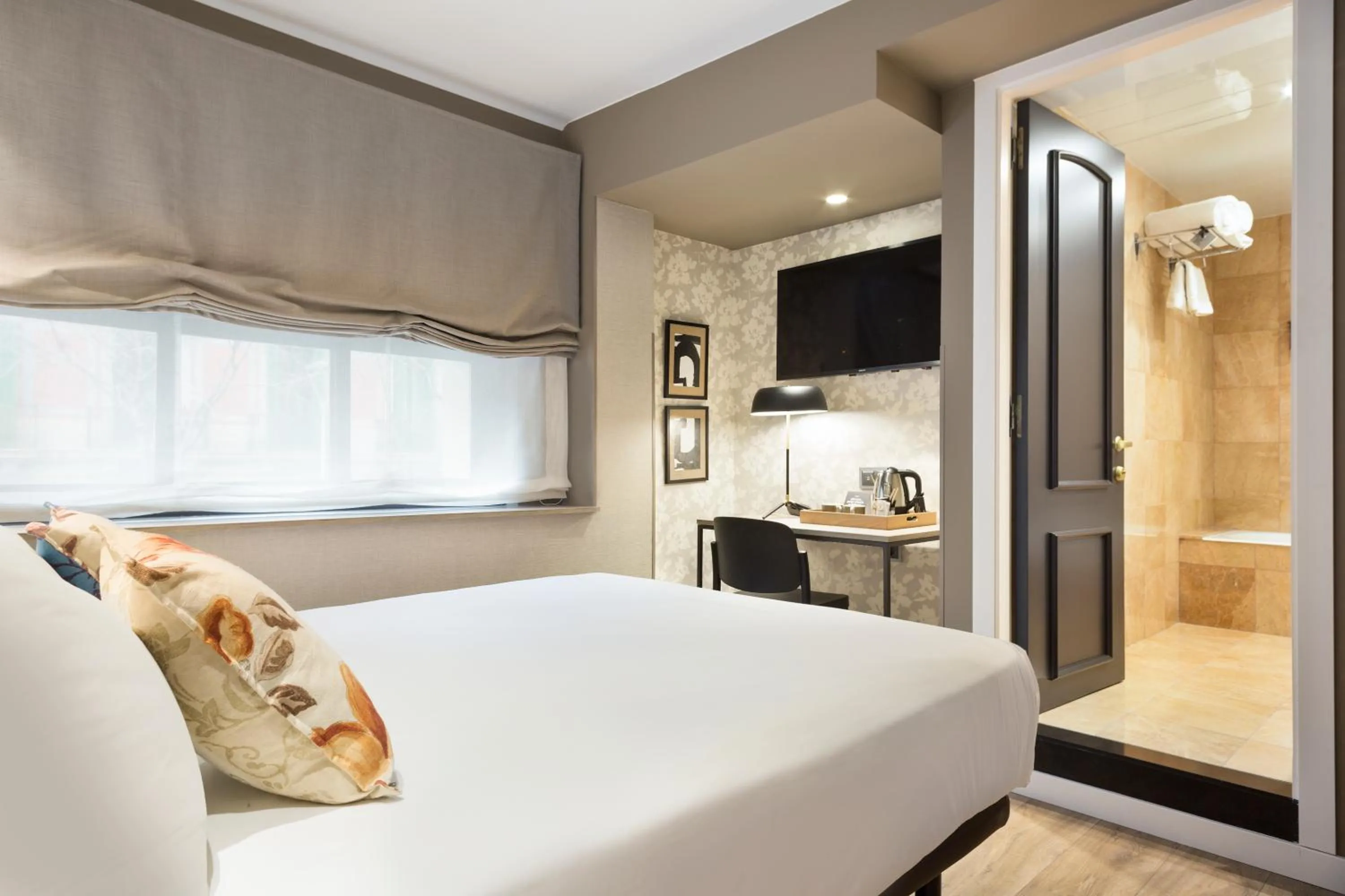 Bed in Acta Splendid