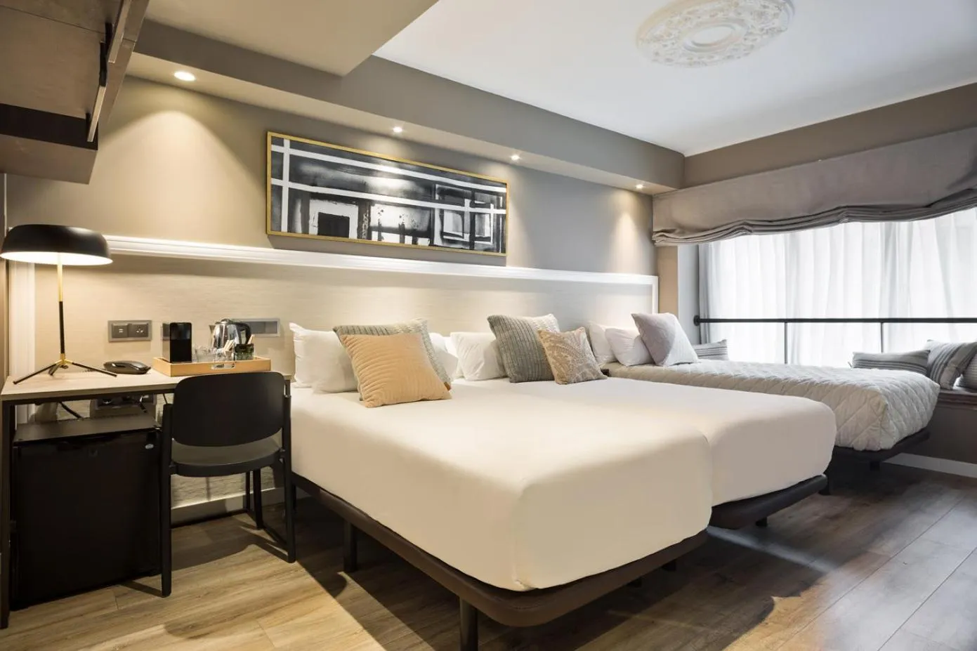 Coffee/tea facilities, Bed in Acta Splendid