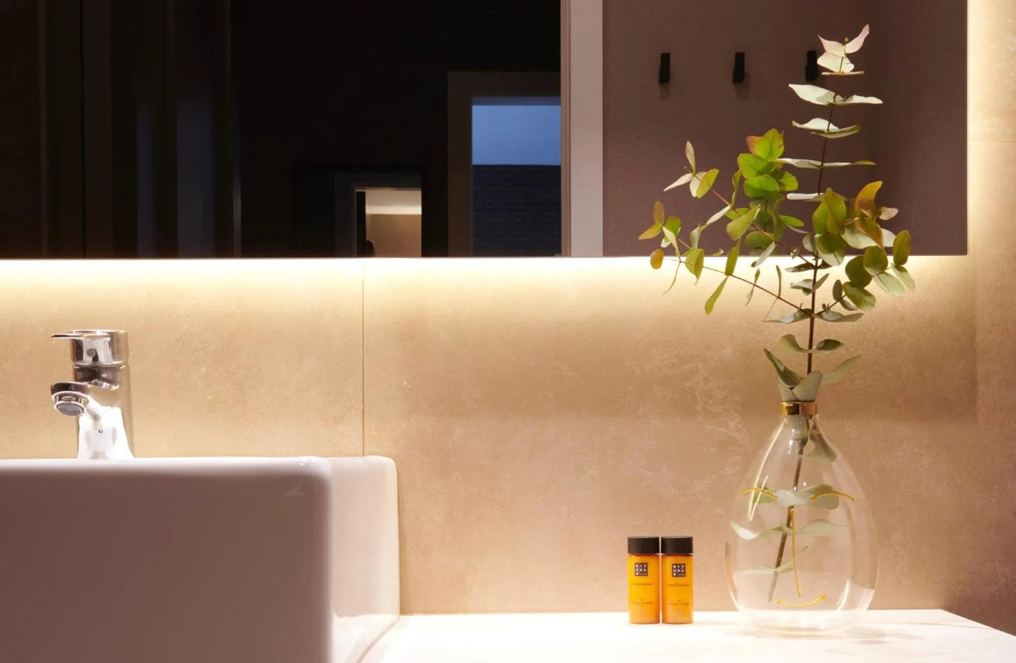 Bathroom in Acta Splendid