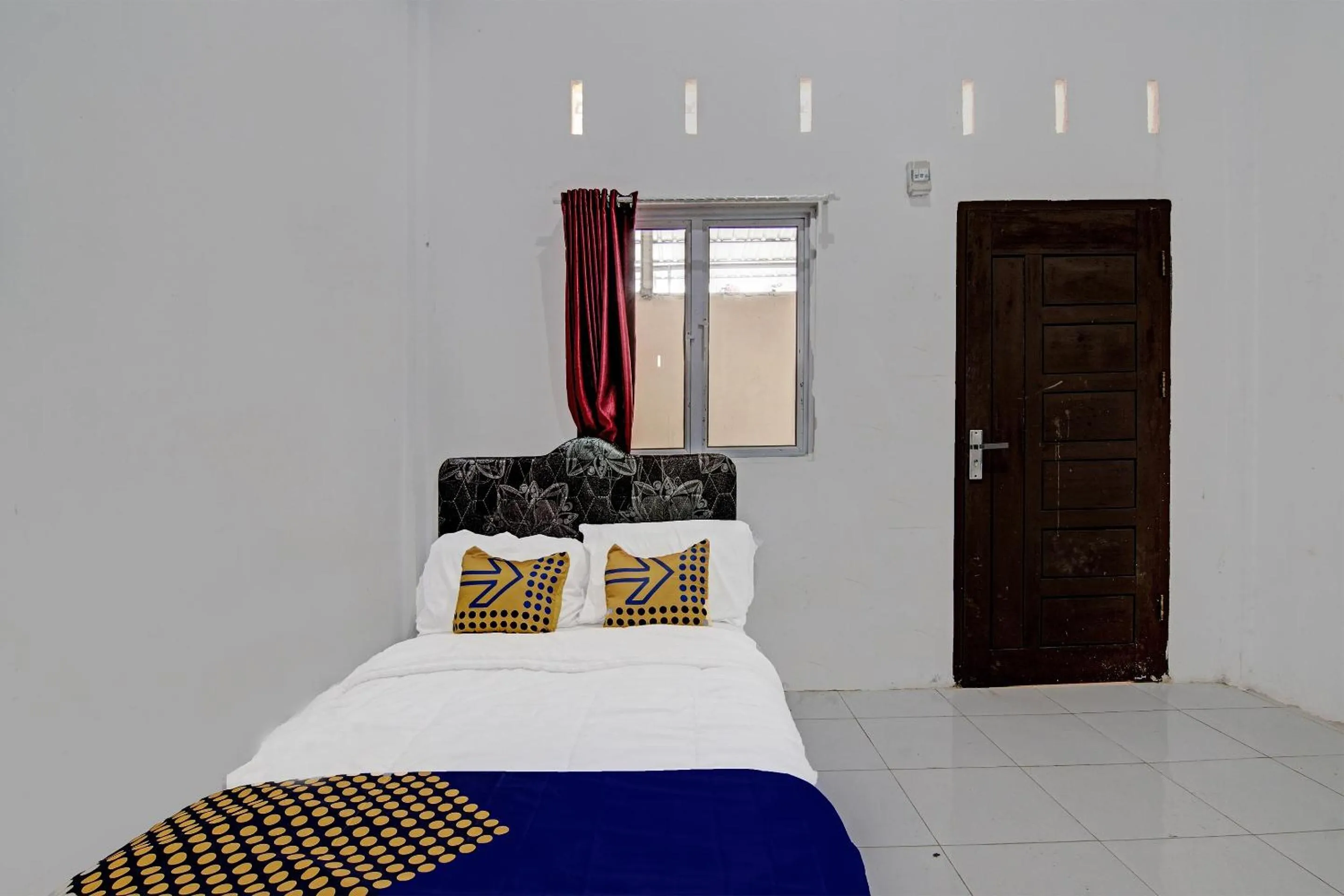 Bedroom, Bed in Hotel O Homestay Hj Lela Syariah