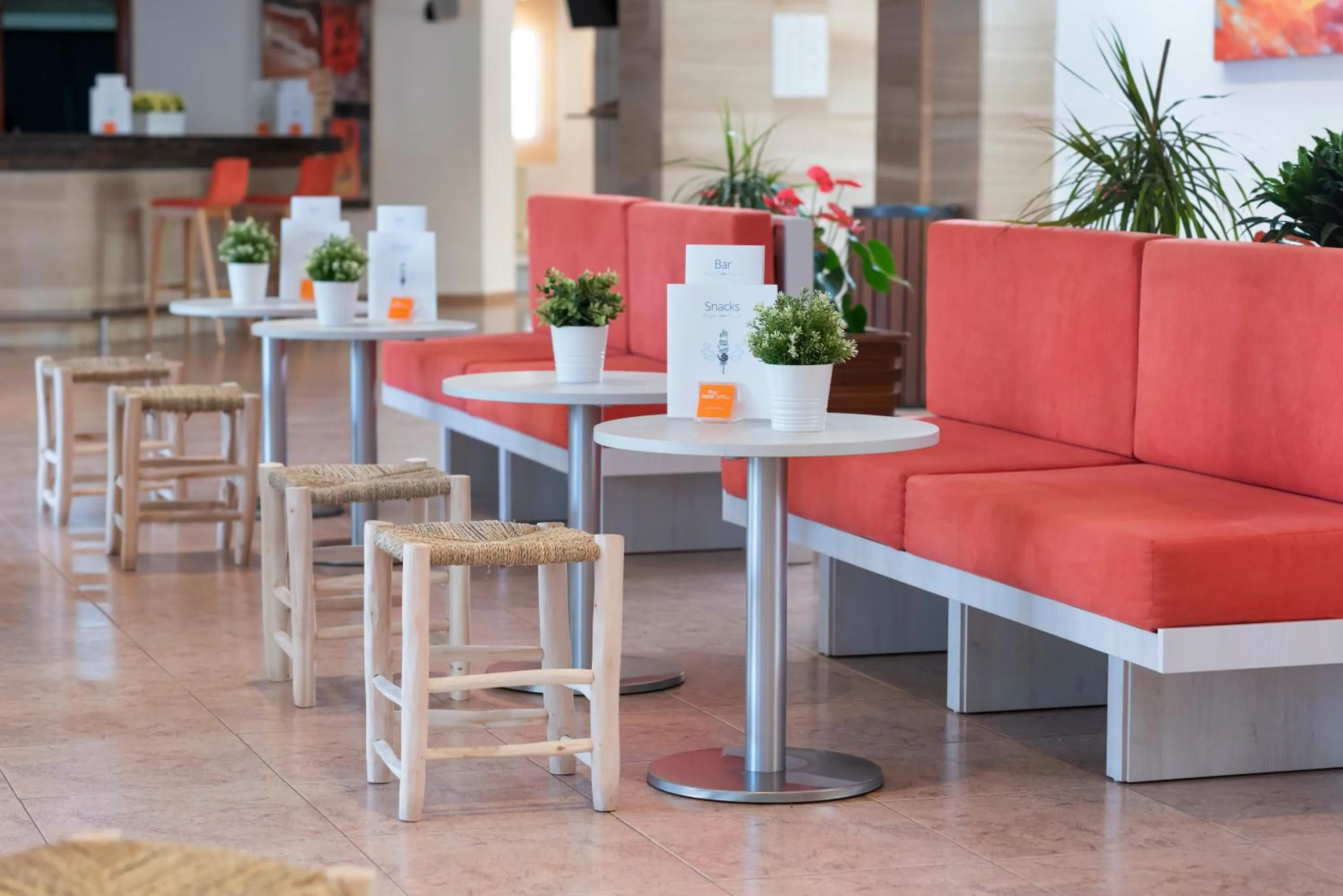 Lounge or bar in HSM Reina del Mar